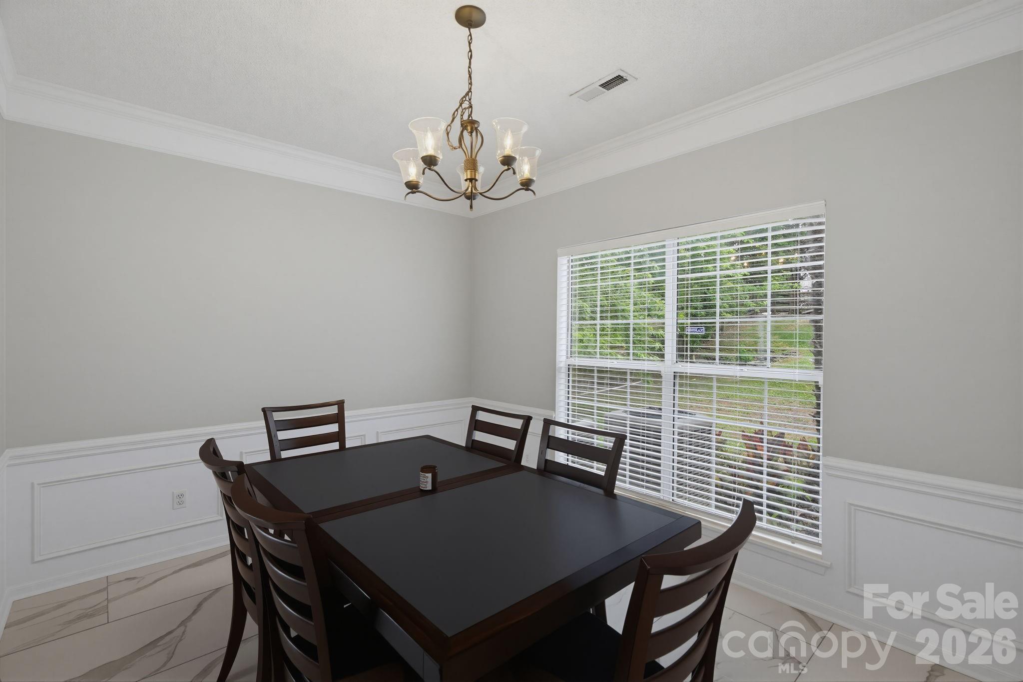 6813 Neuhoff Lane — Charlotte