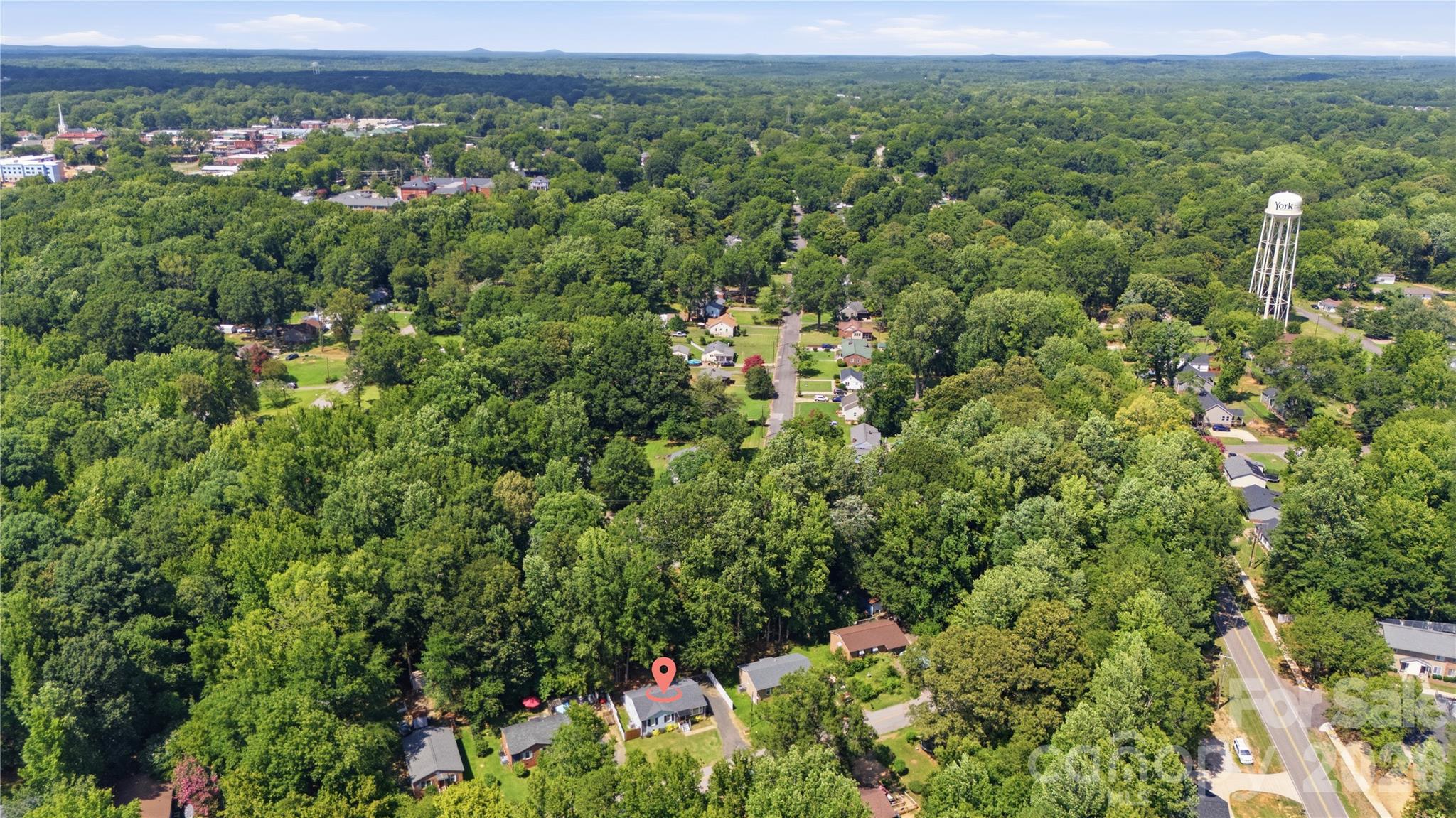 131 Hickory Lane — York