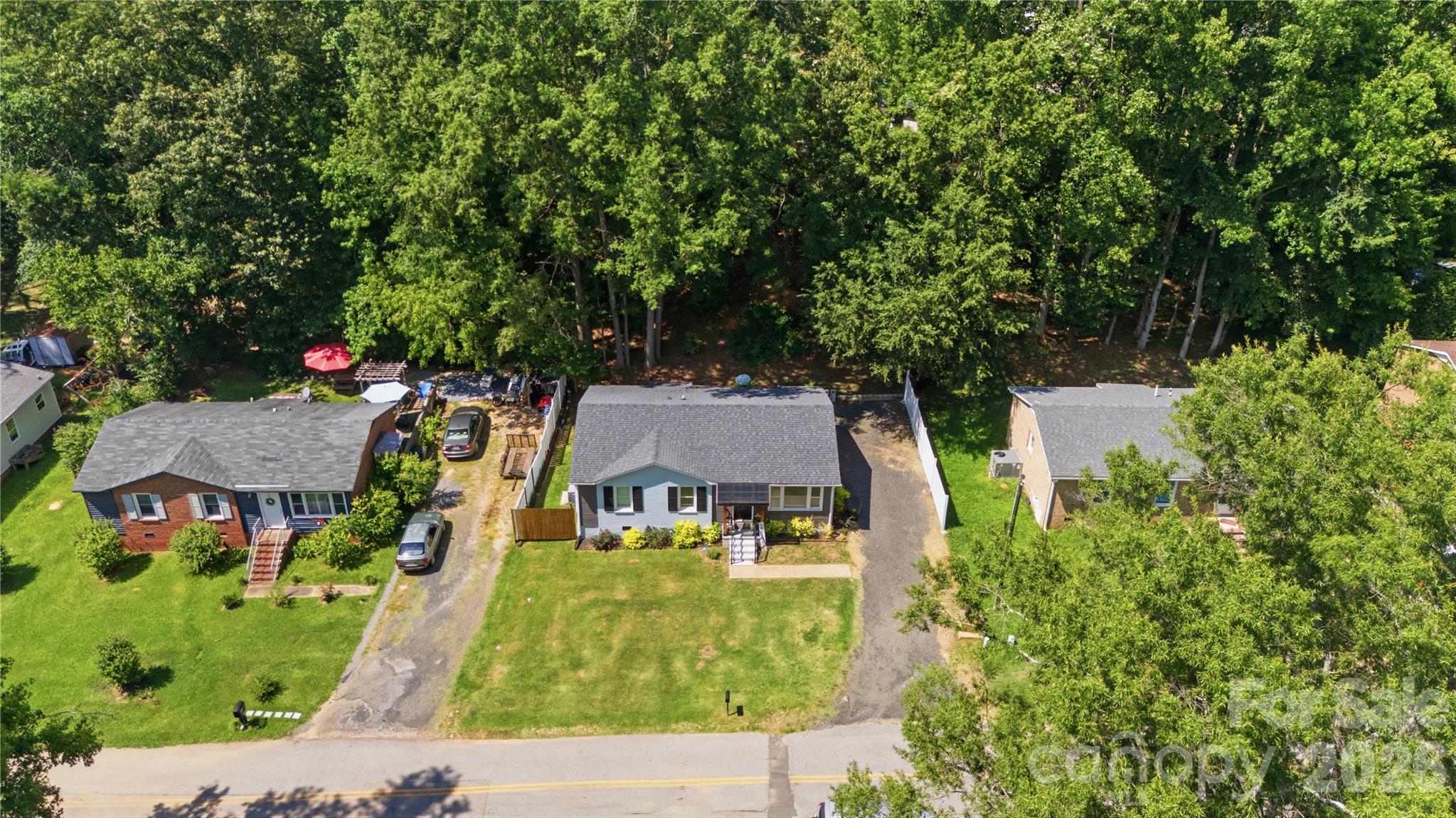 131 Hickory Lane — York