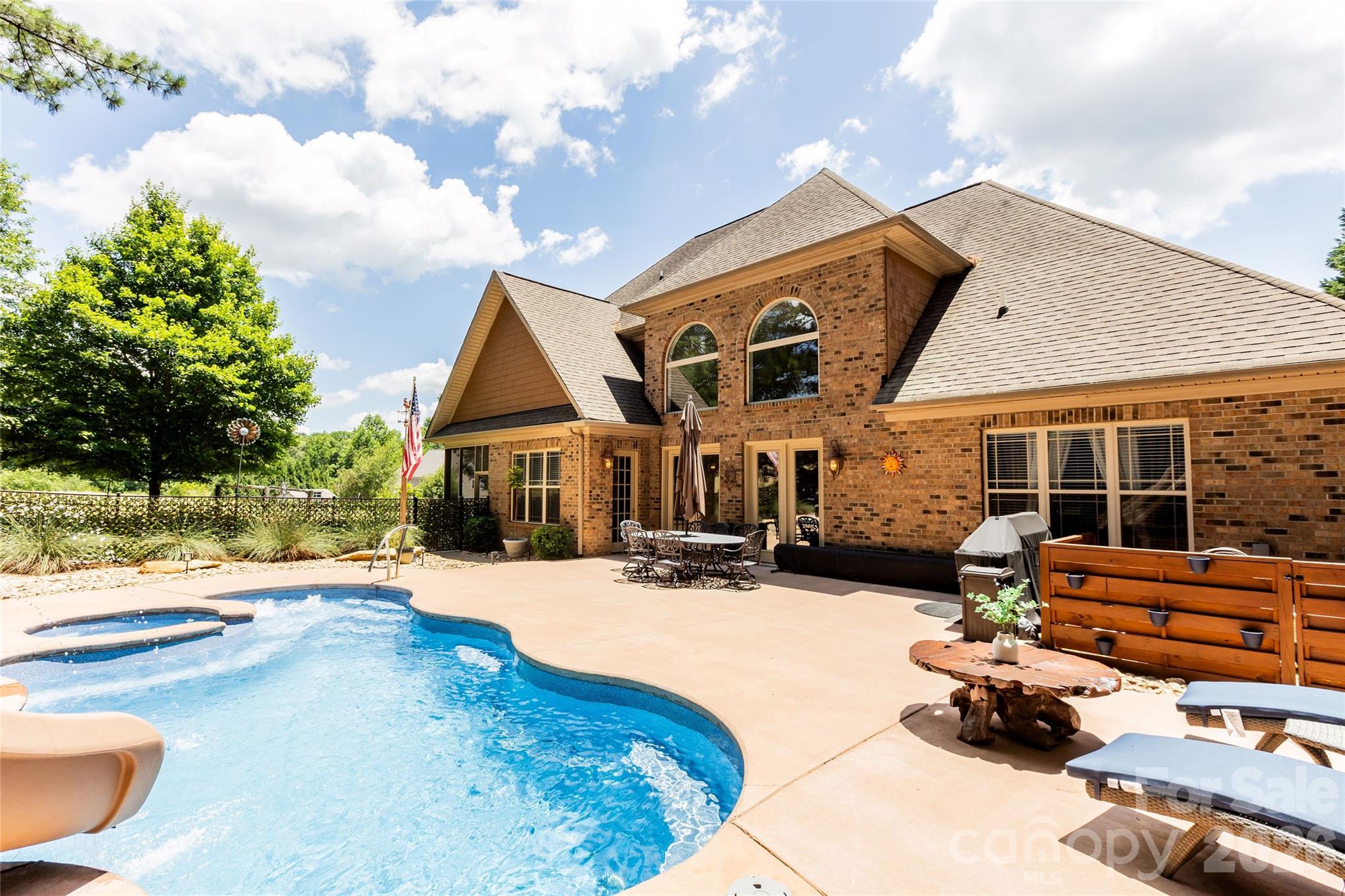 139 Waterbury Drive — Mooresville