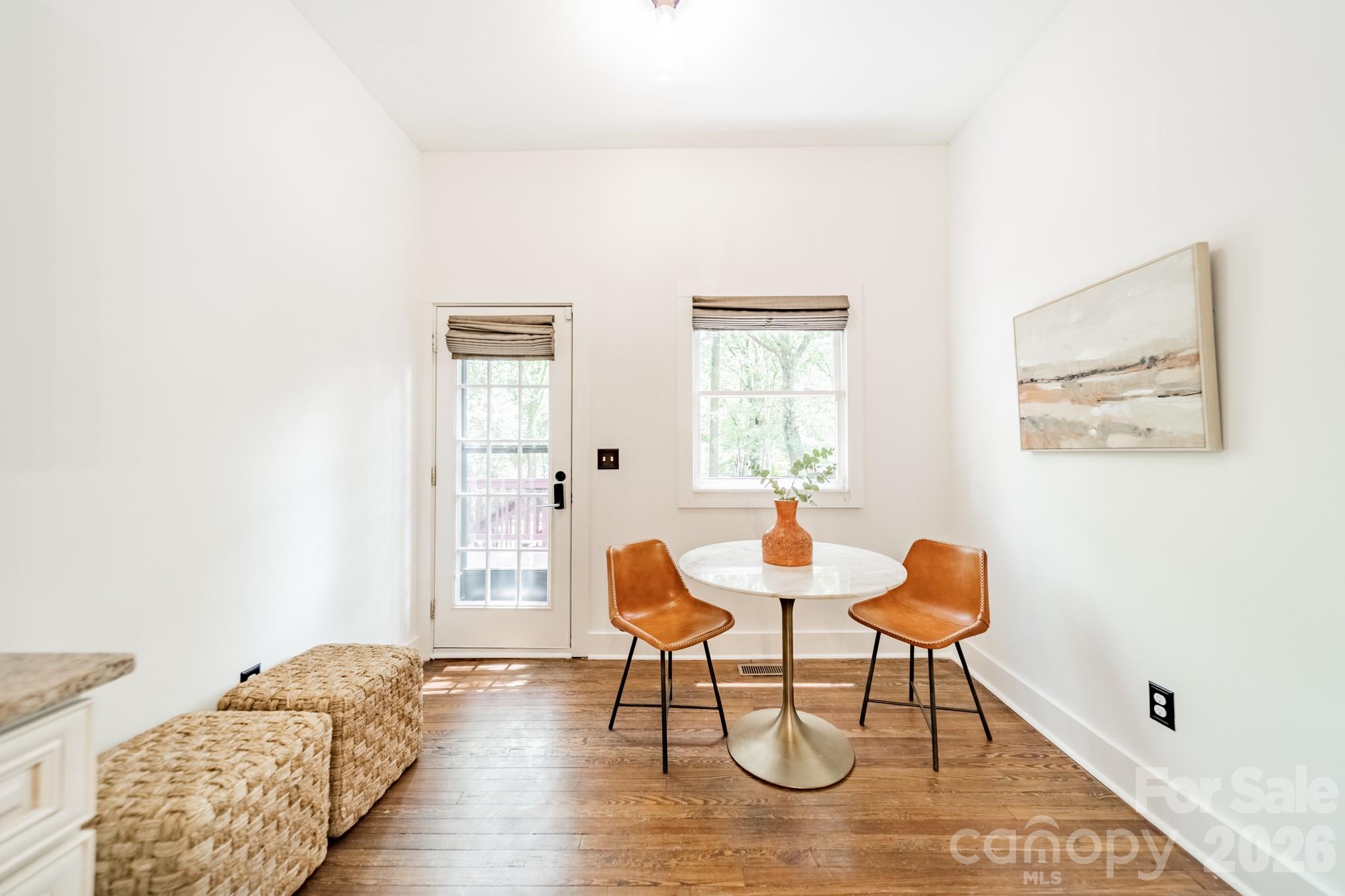 219 W Park Avenue — Charlotte