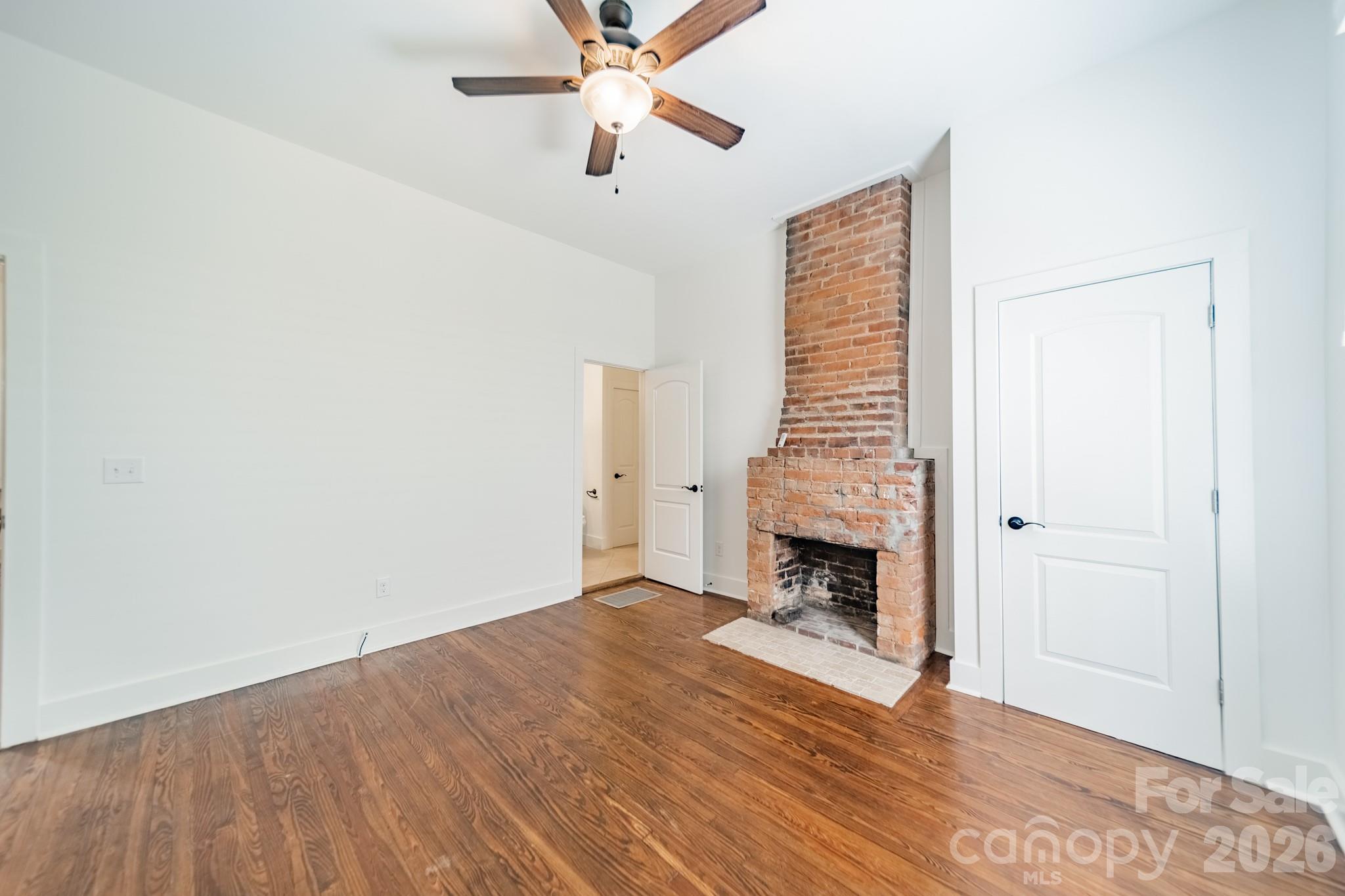 219 W Park Avenue — Charlotte