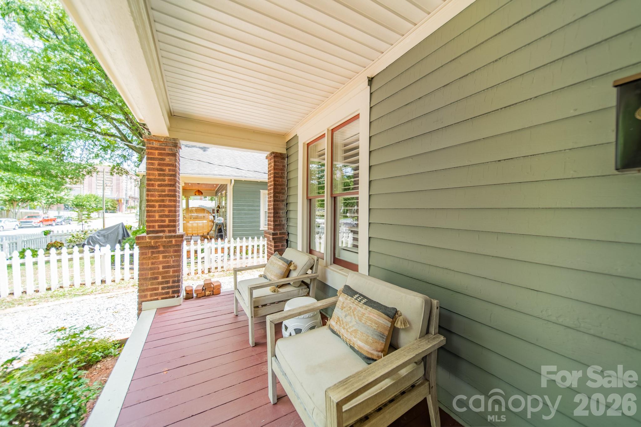 219 W Park Avenue — Charlotte