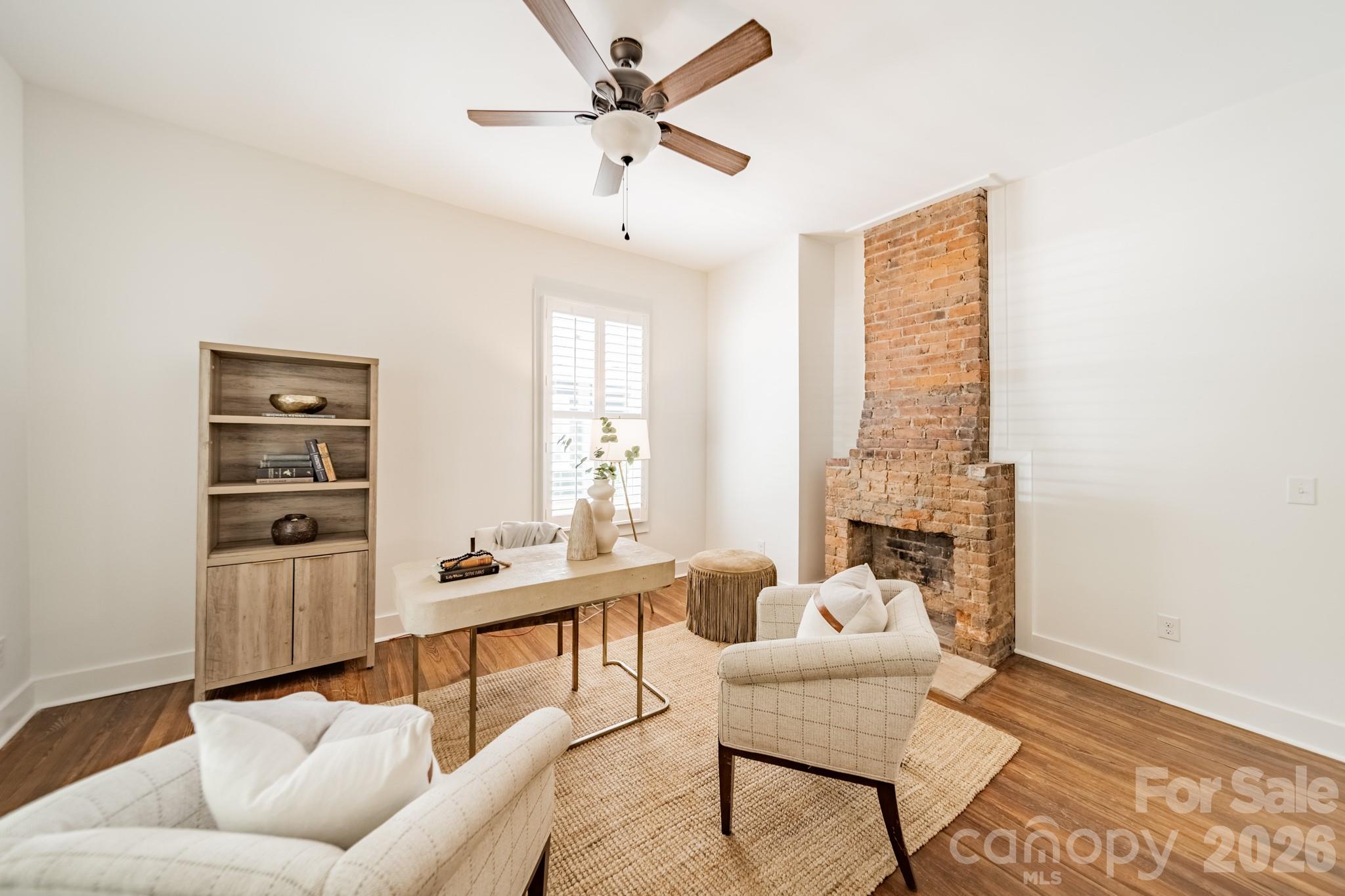 219 W Park Avenue — Charlotte
