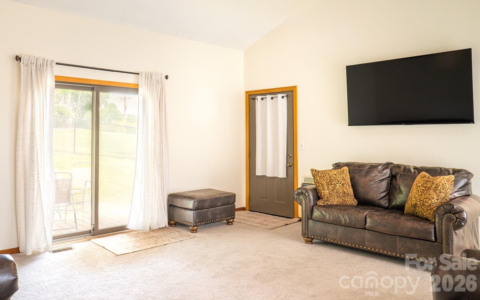 100 Forest Park Drive — Hendersonville