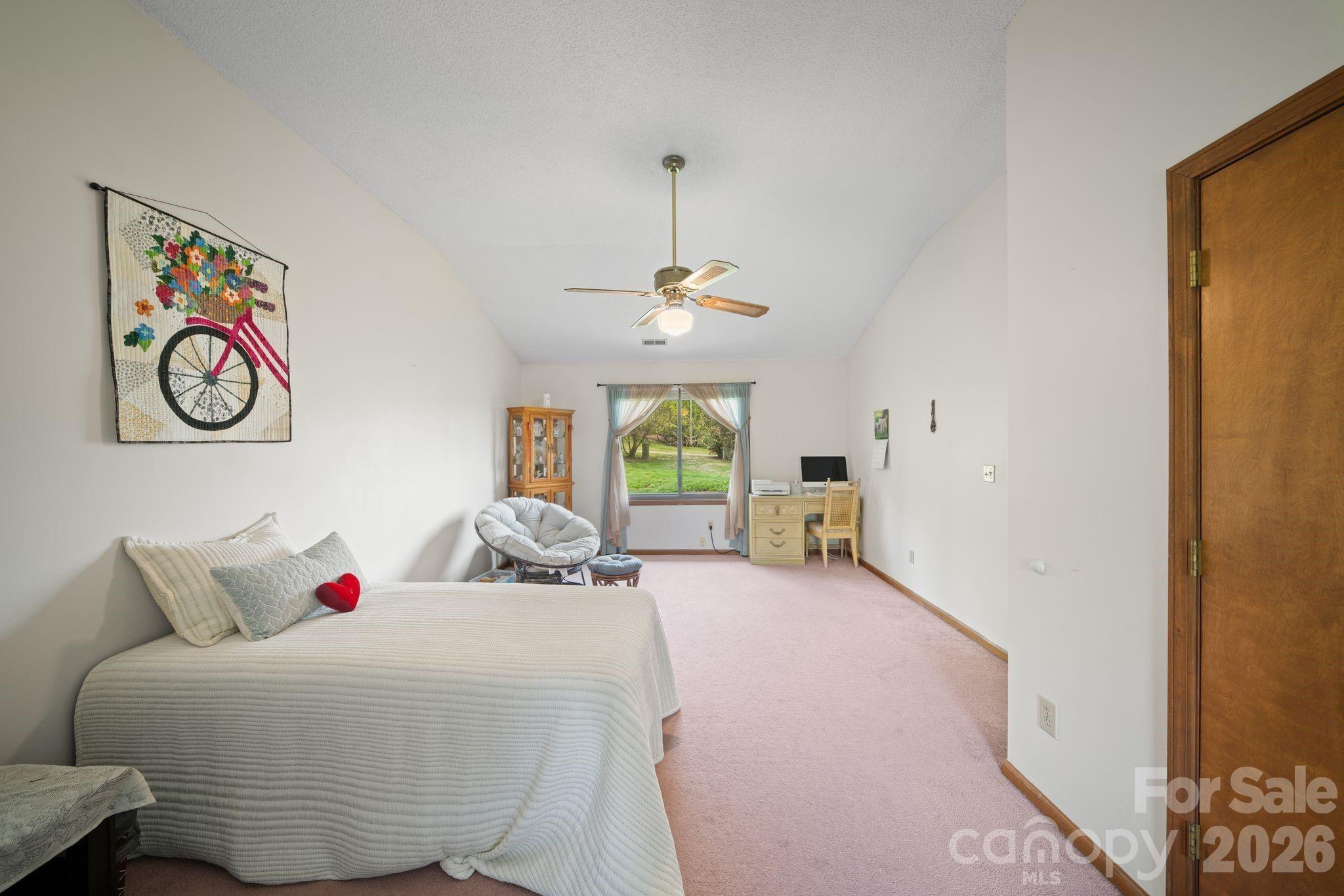 100 Forest Park Drive — Hendersonville