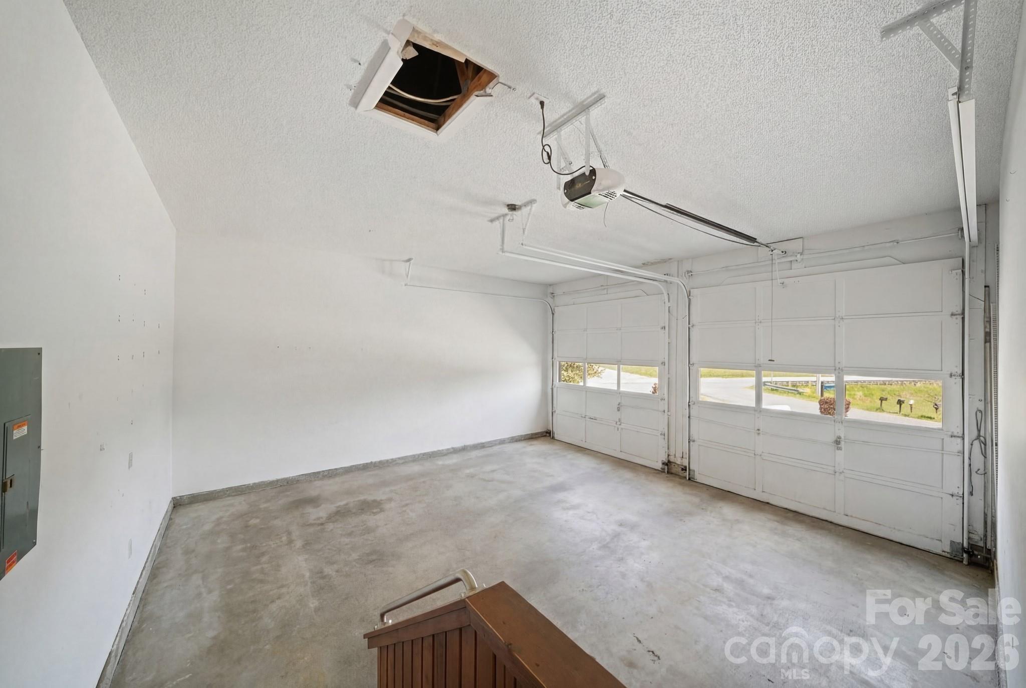 100 Forest Park Drive — Hendersonville