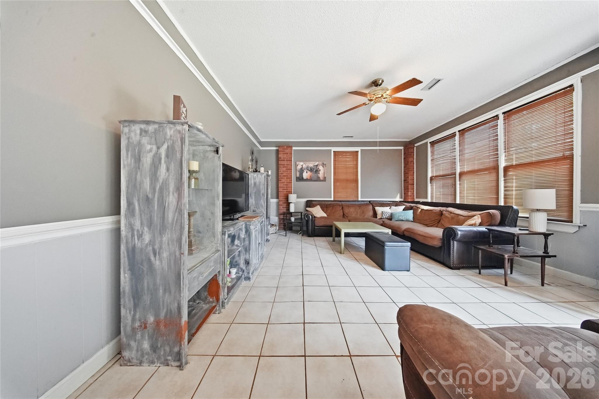 4473 Daniels Street — Maiden