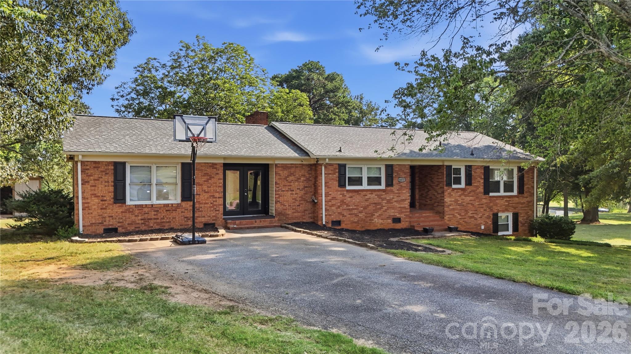 4473 Daniels Street — Maiden