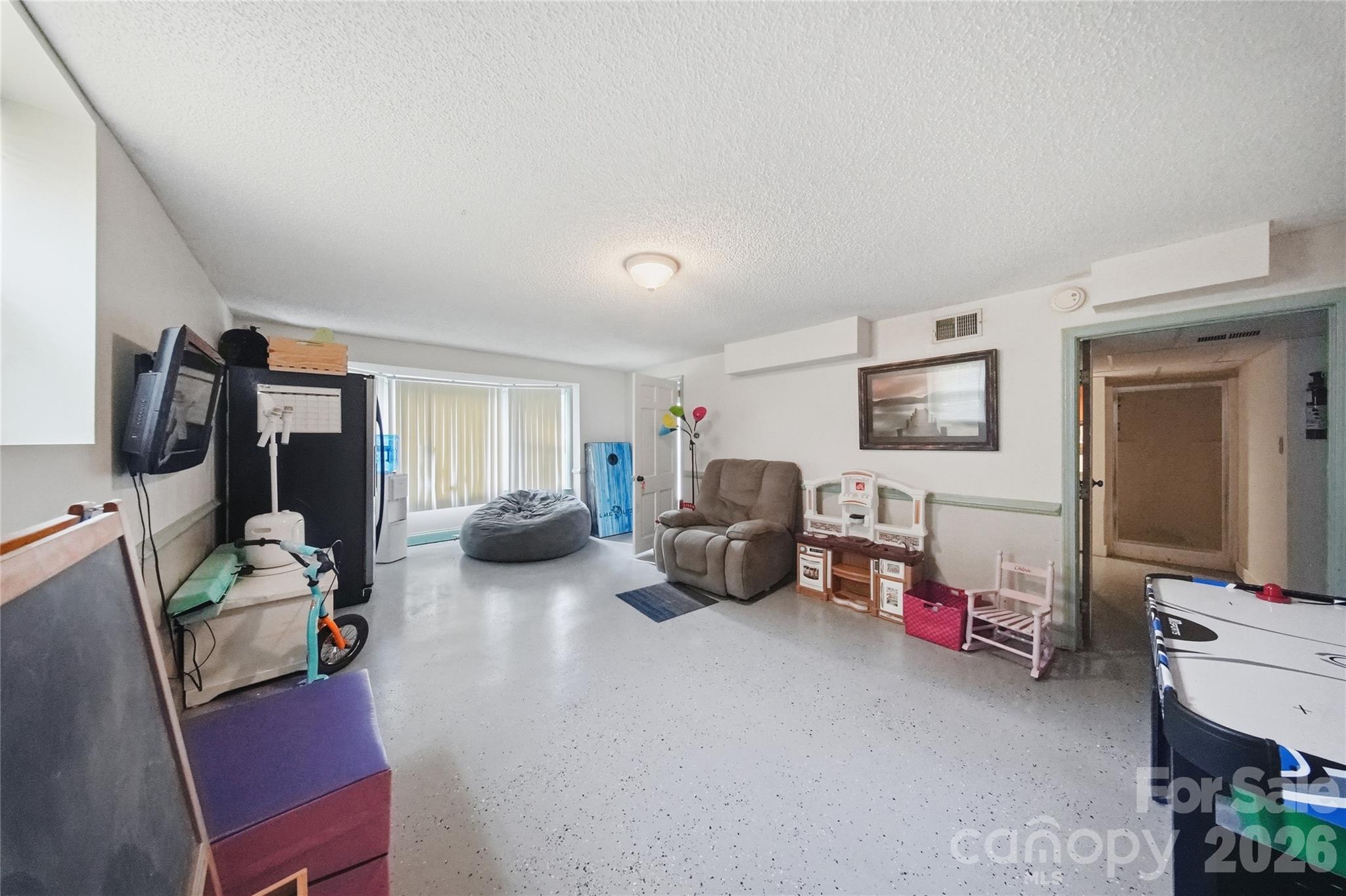 4473 Daniels Street — Maiden