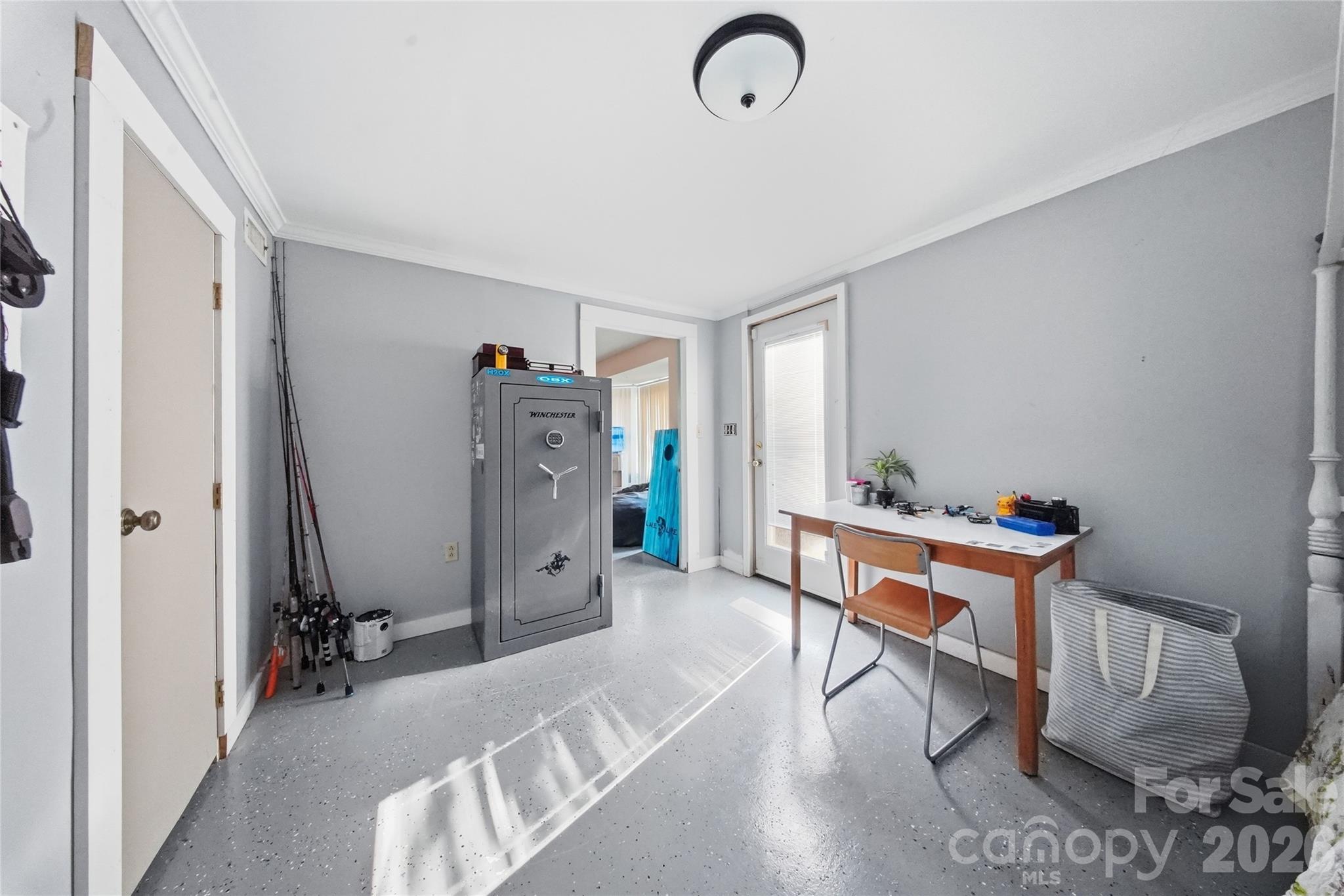 4473 Daniels Street — Maiden