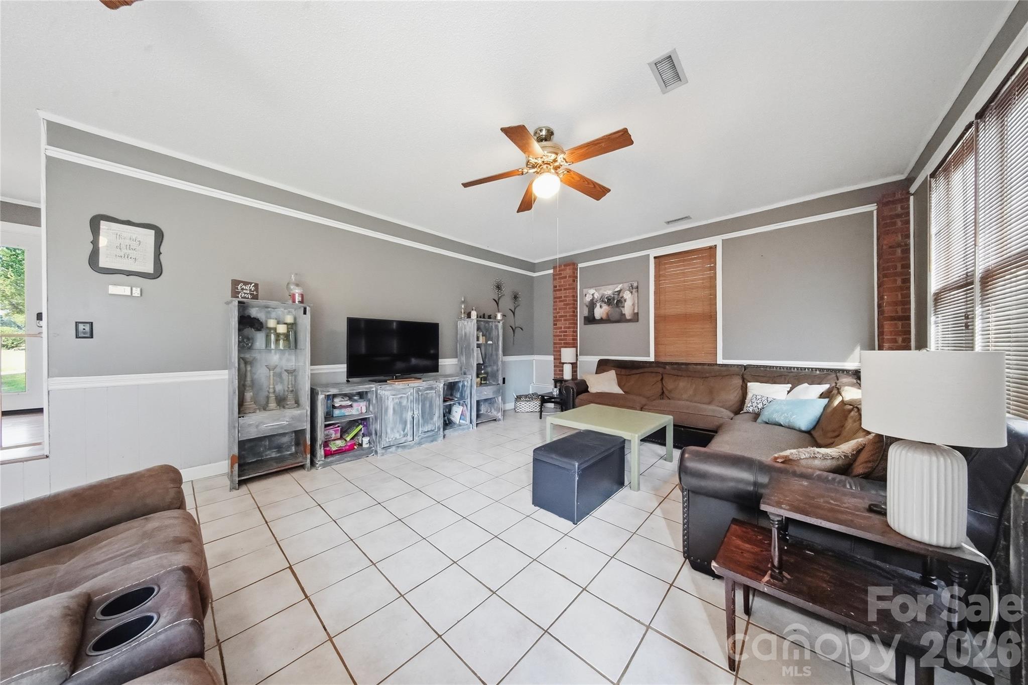 4473 Daniels Street — Maiden