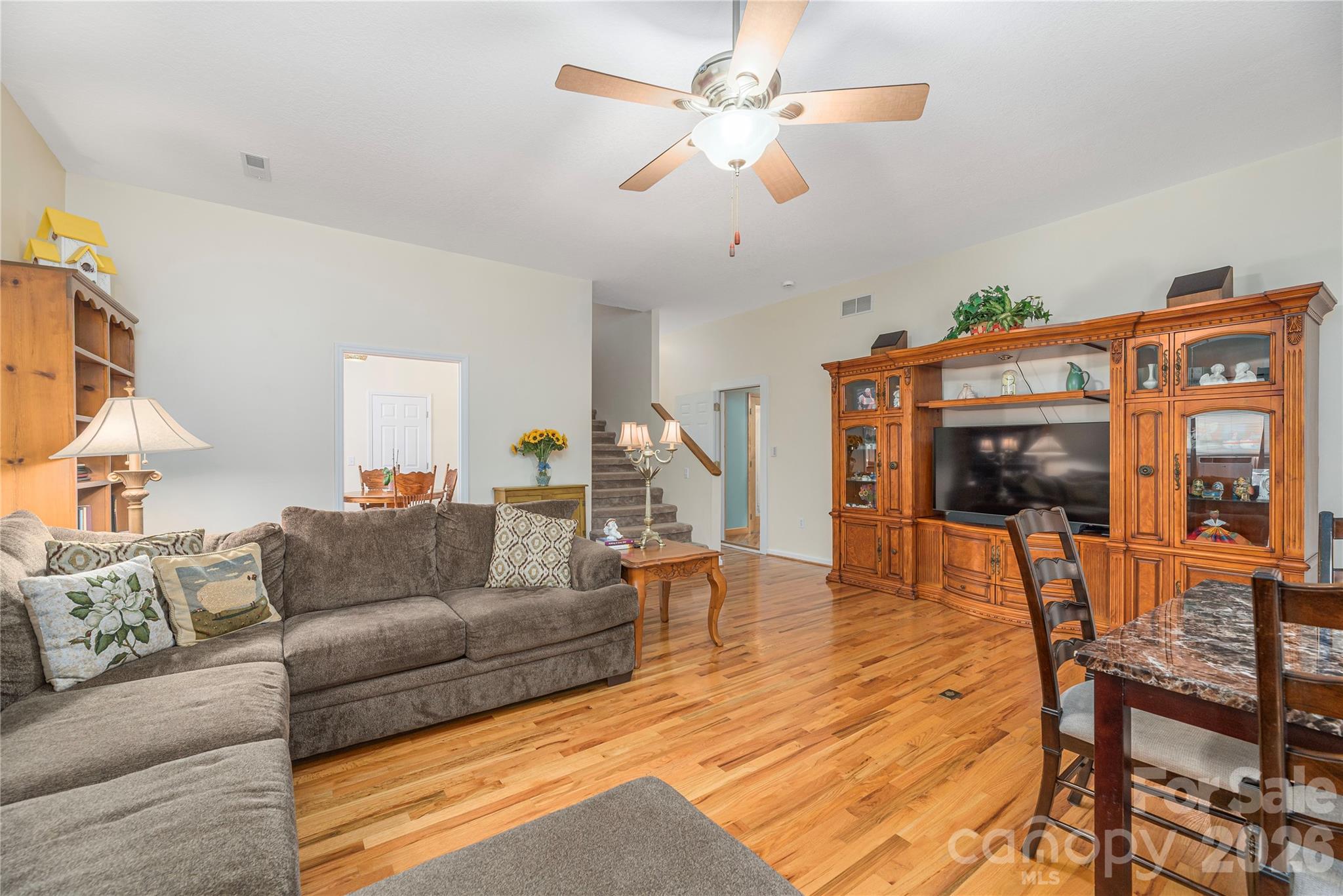 1075 Moody Farm Road — Maggie Valley