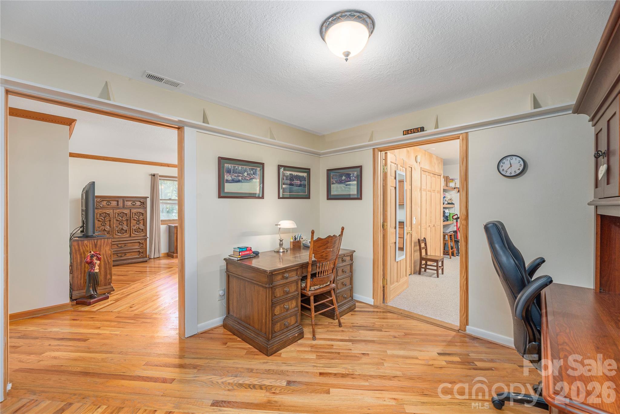 1075 Moody Farm Road — Maggie Valley