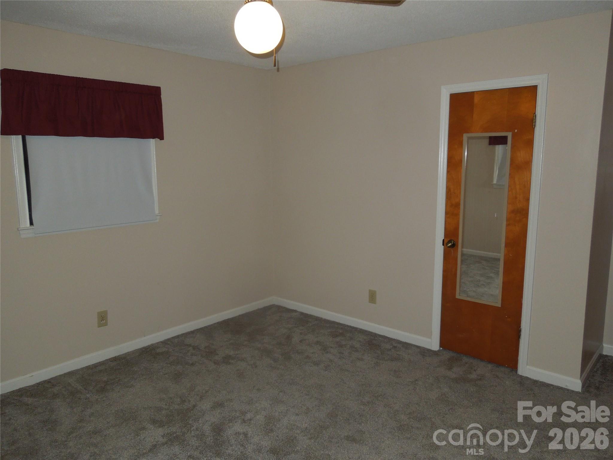813 Robinson Clemmer Road — Dallas