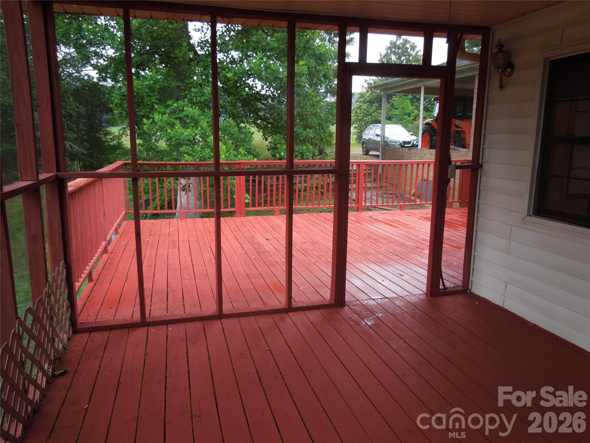 813 Robinson Clemmer Road — Dallas