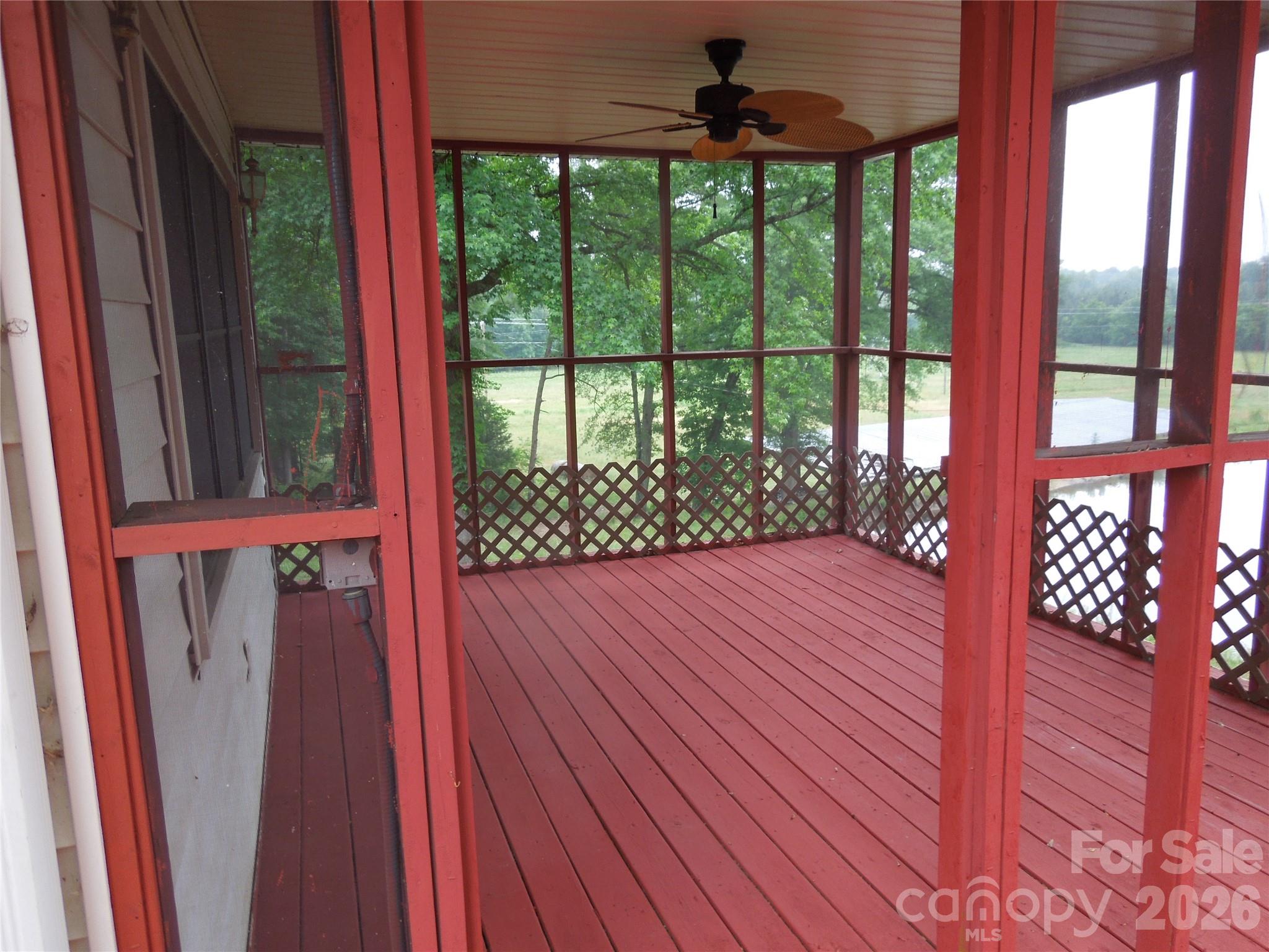 813 Robinson Clemmer Road — Dallas