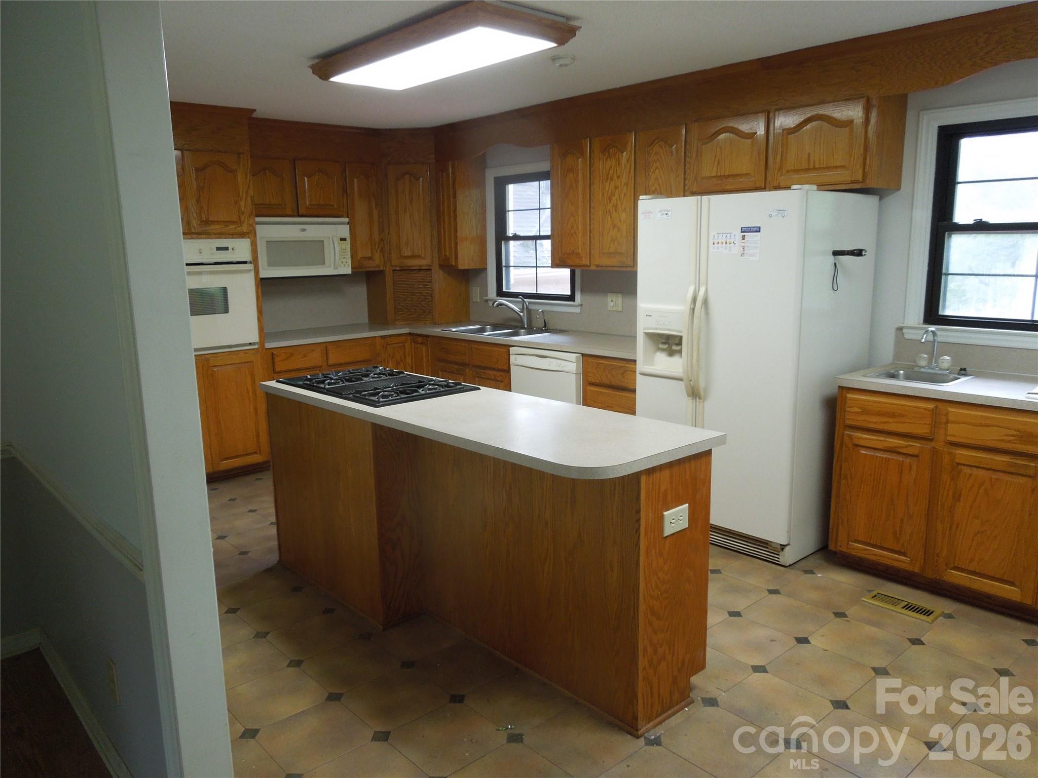 813 Robinson Clemmer Road — Dallas