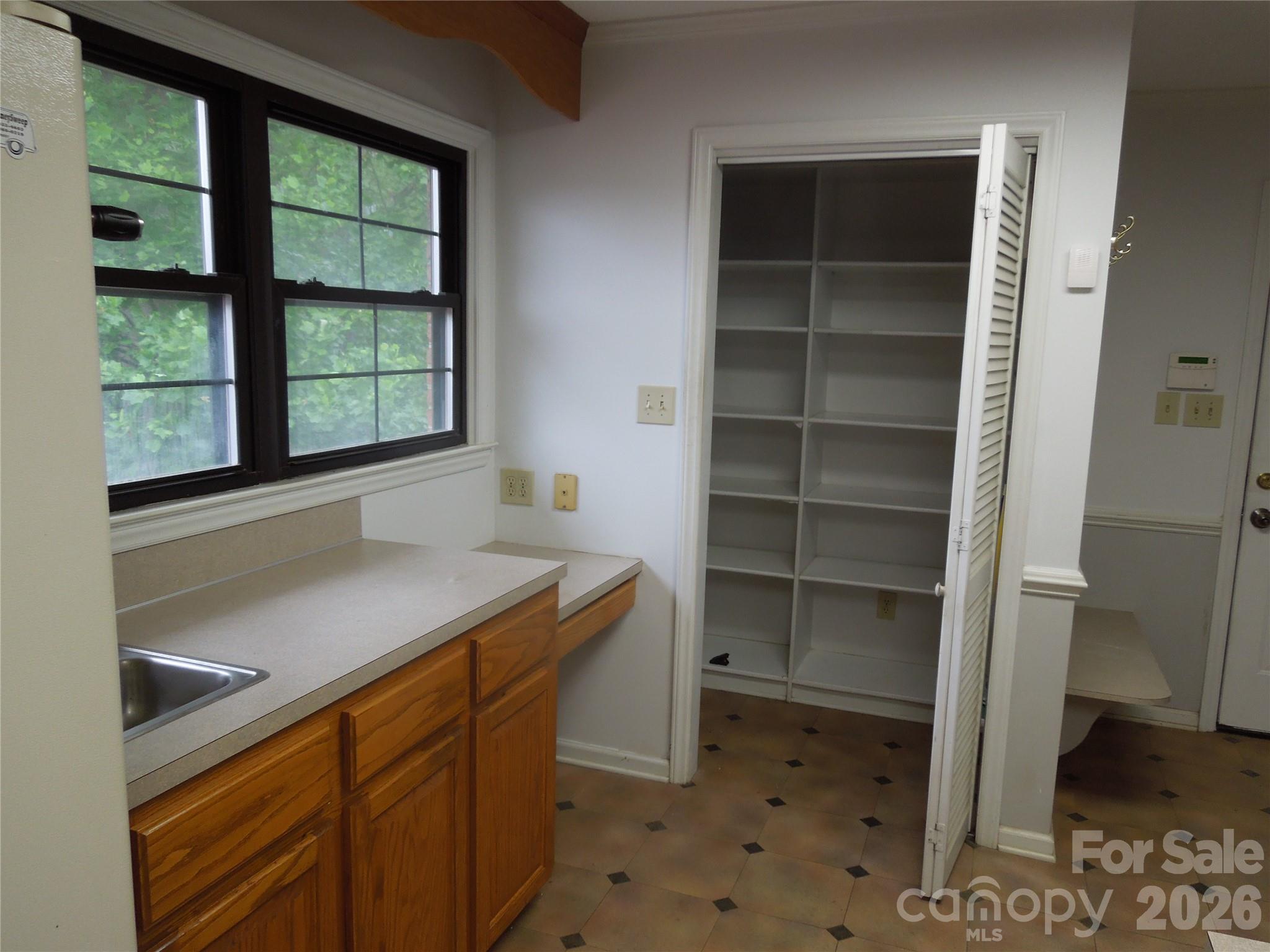 813 Robinson Clemmer Road — Dallas