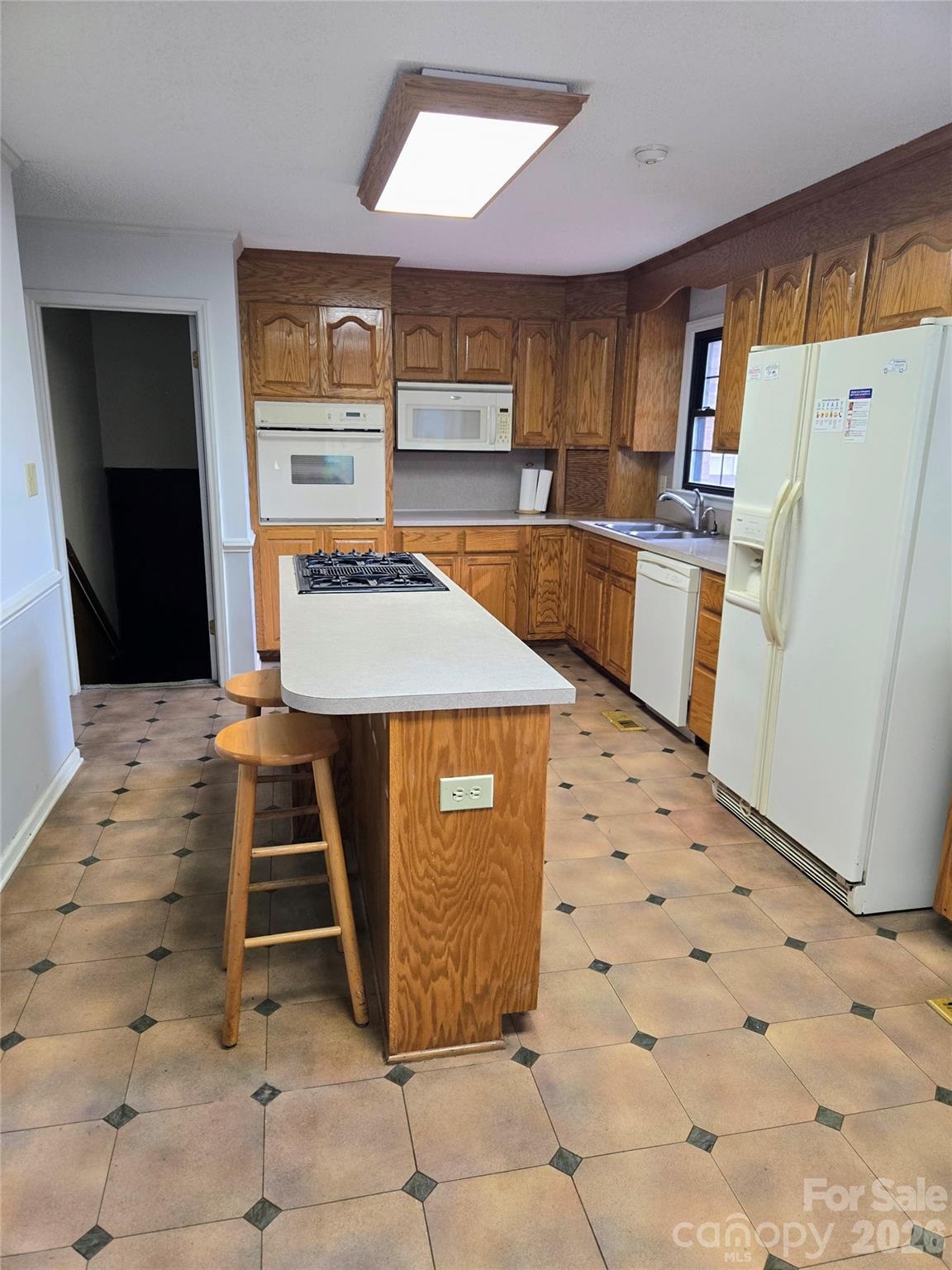 813 Robinson Clemmer Road — Dallas