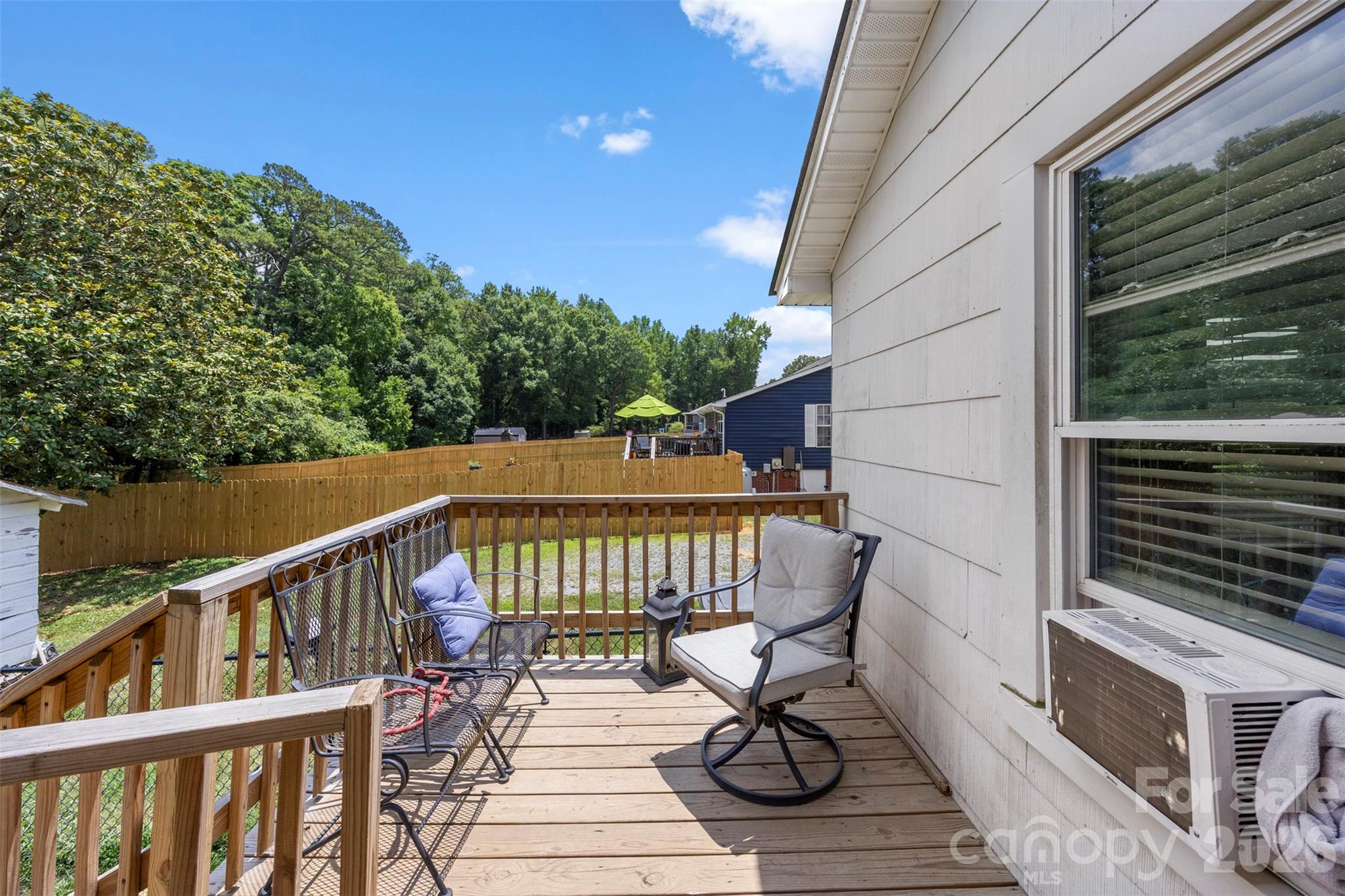 625 Brown Road — China Grove