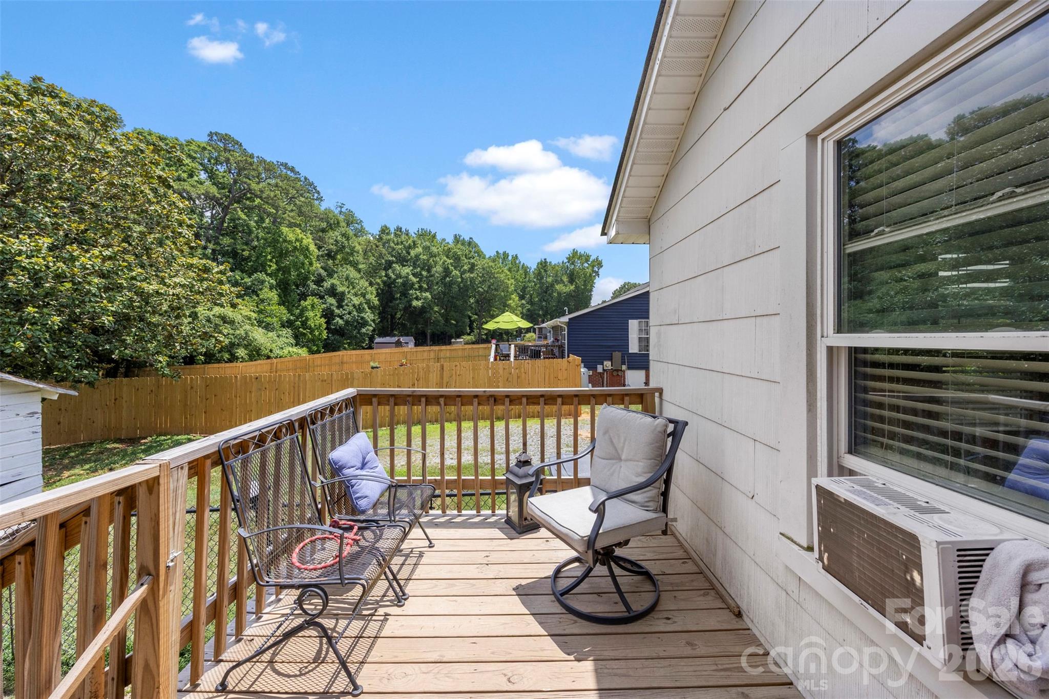 625 Brown Road — China Grove