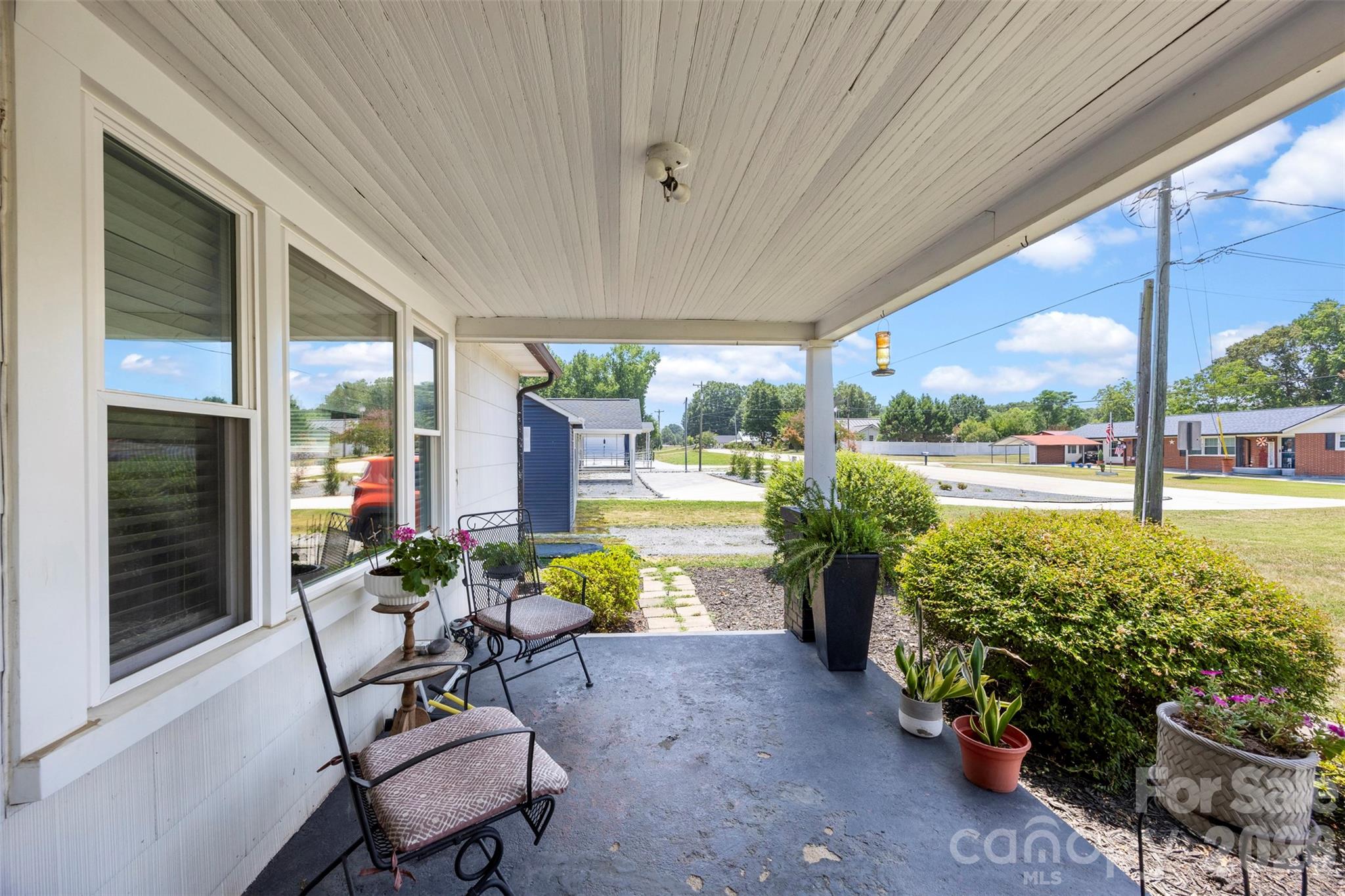 625 Brown Road — China Grove