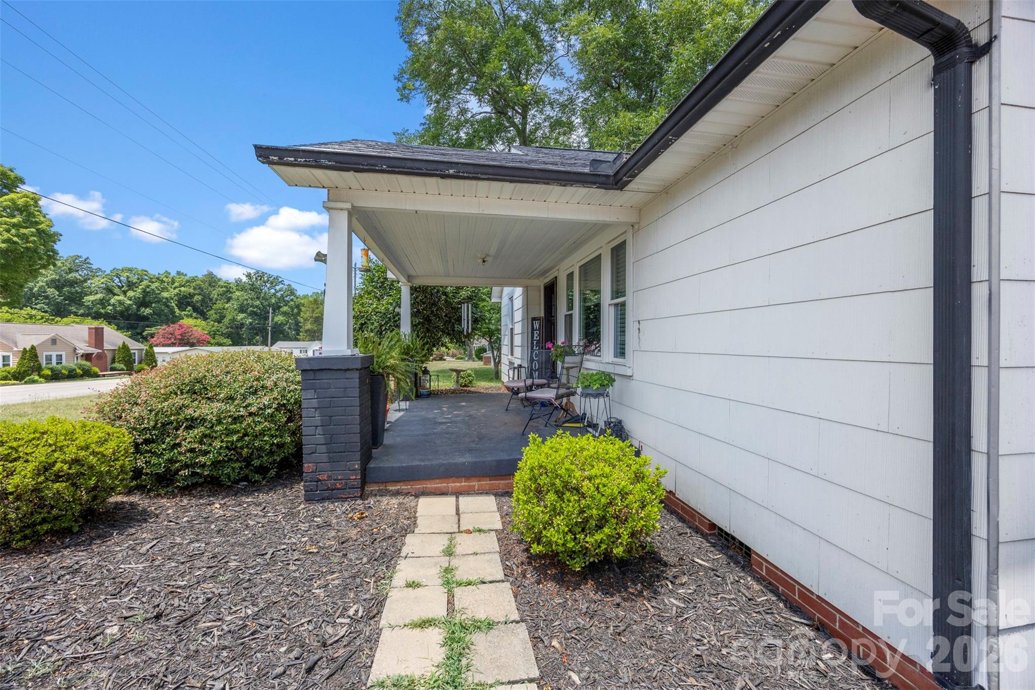 625 Brown Road — China Grove