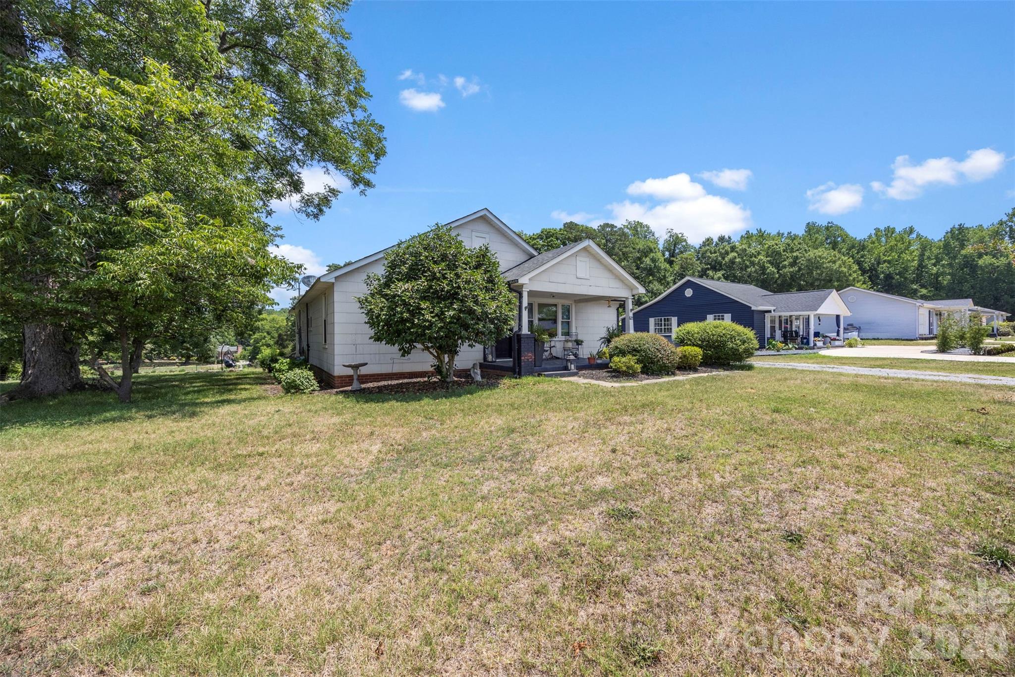 625 Brown Road — China Grove