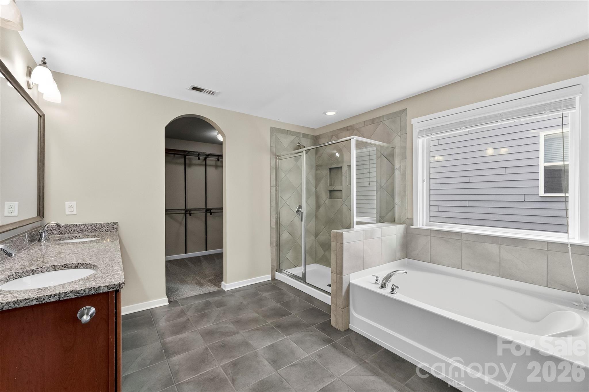 2238 Bluebell Way — Tega Cay
