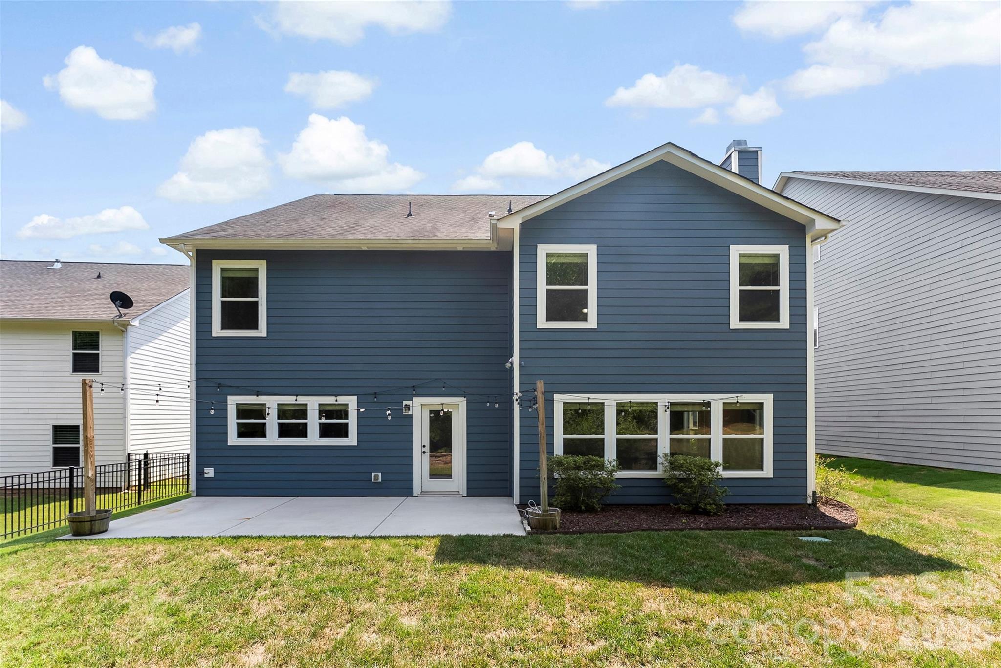 2238 Bluebell Way — Tega Cay