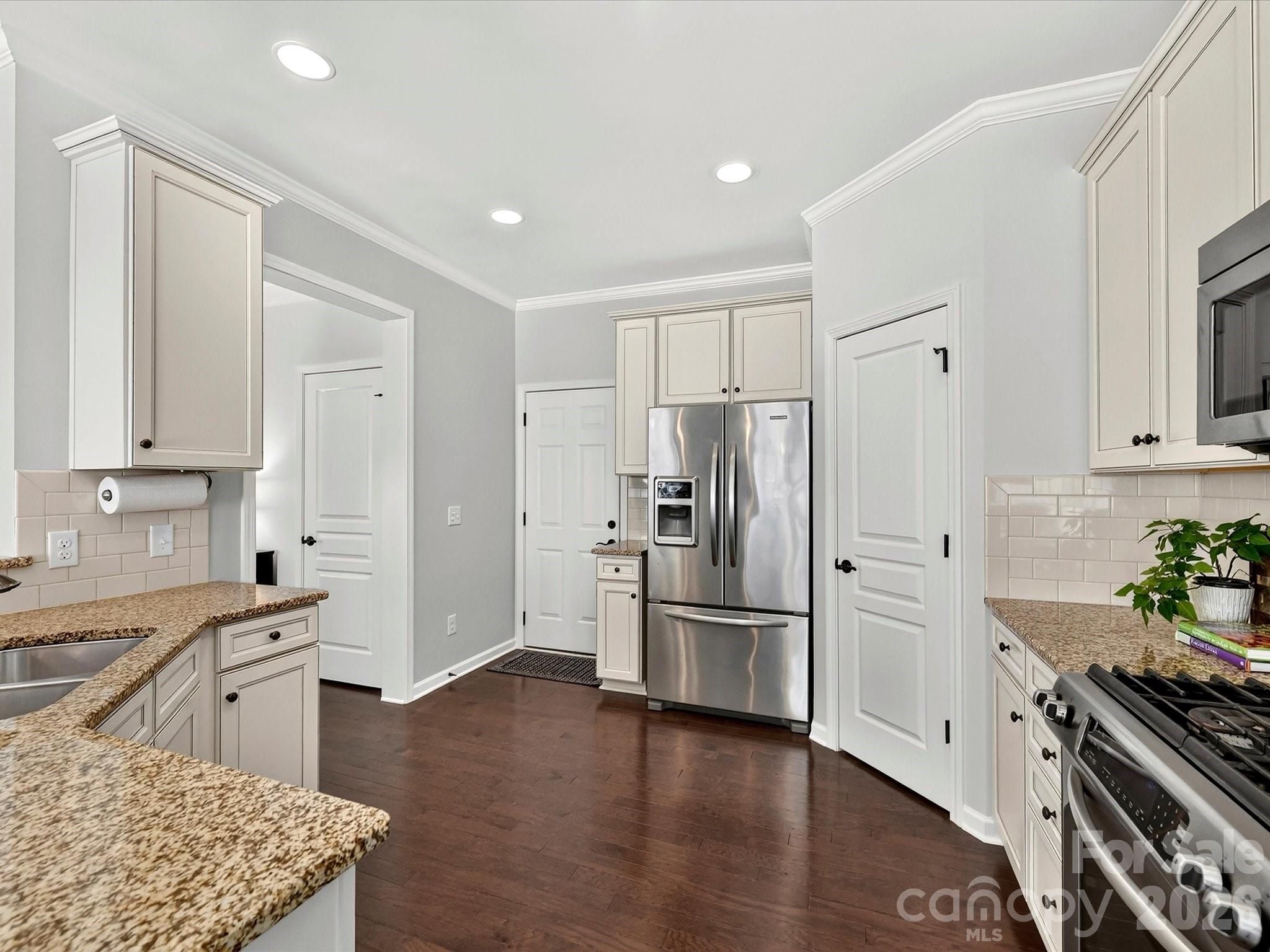 6017 Carrollton Lane — Charlotte