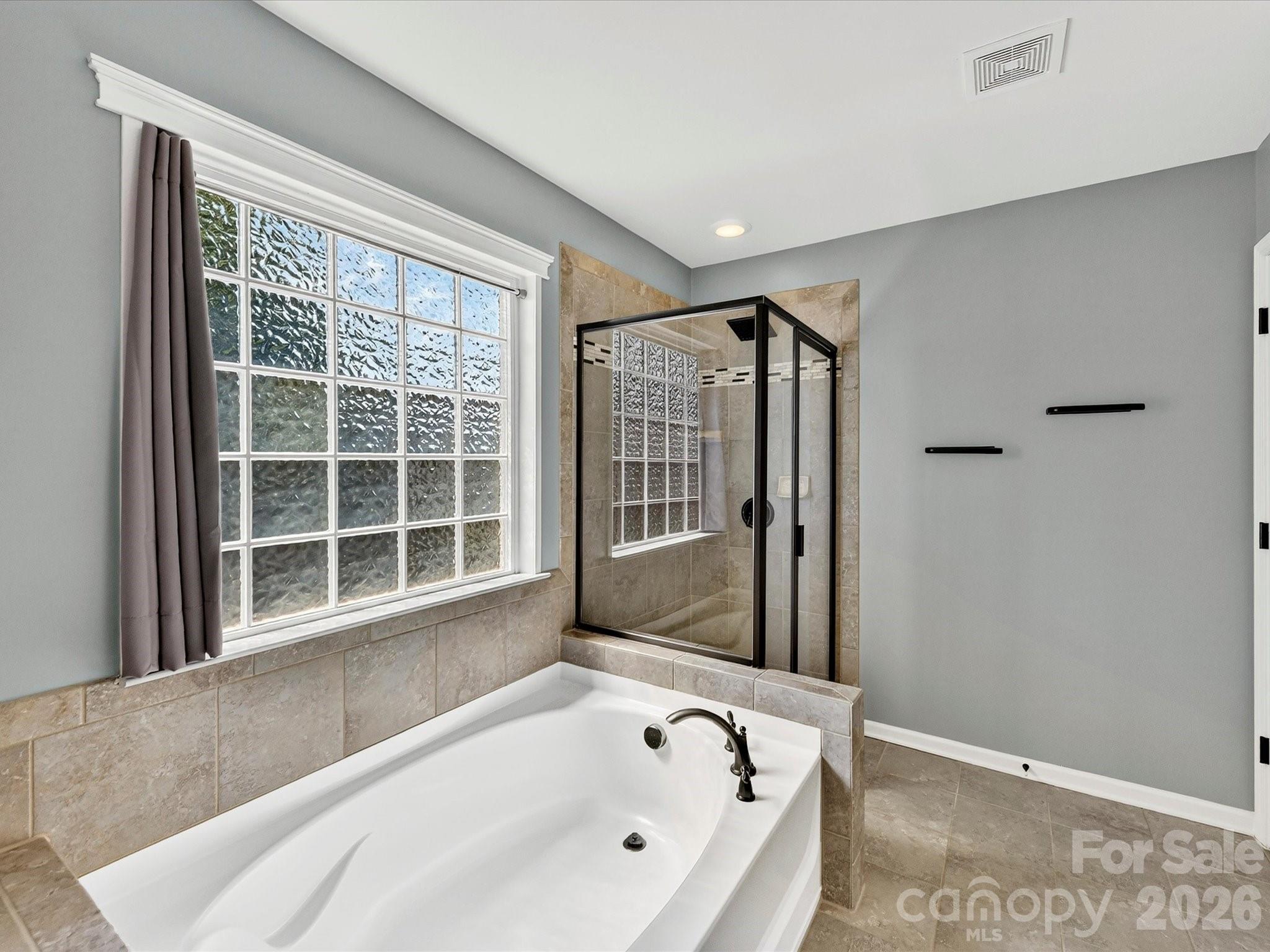6017 Carrollton Lane — Charlotte