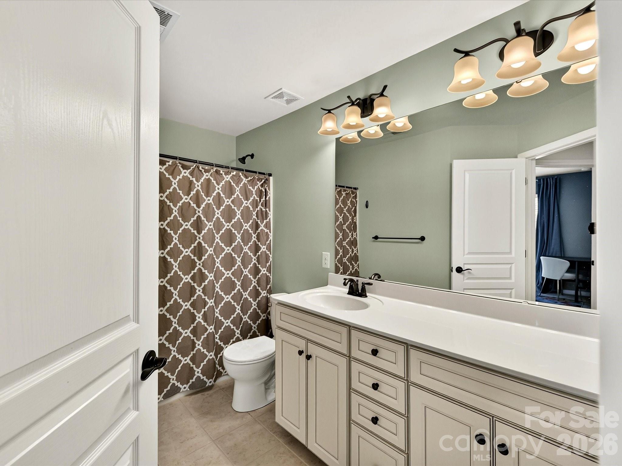 6017 Carrollton Lane — Charlotte