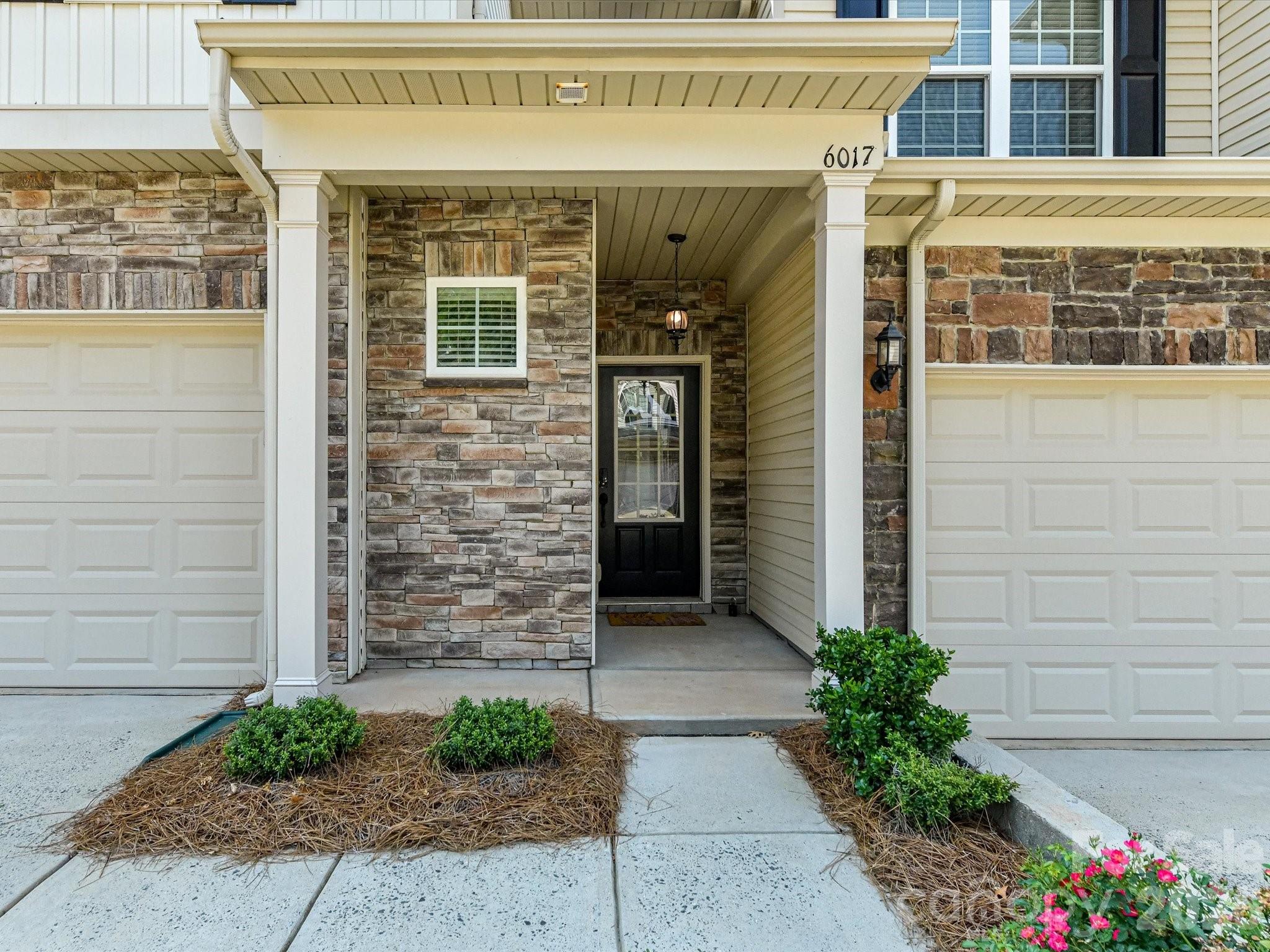 6017 Carrollton Lane — Charlotte