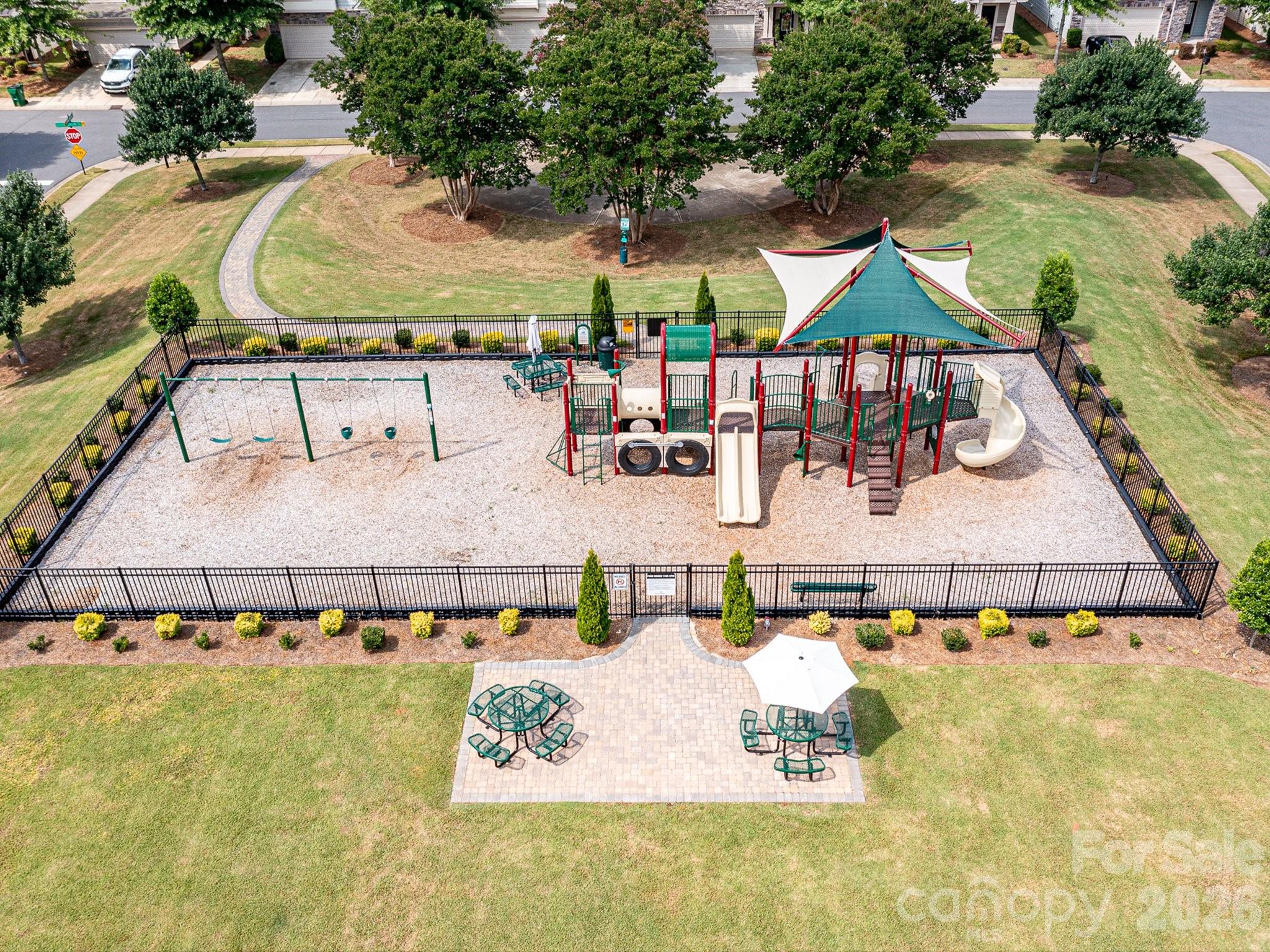 6017 Carrollton Lane — Charlotte