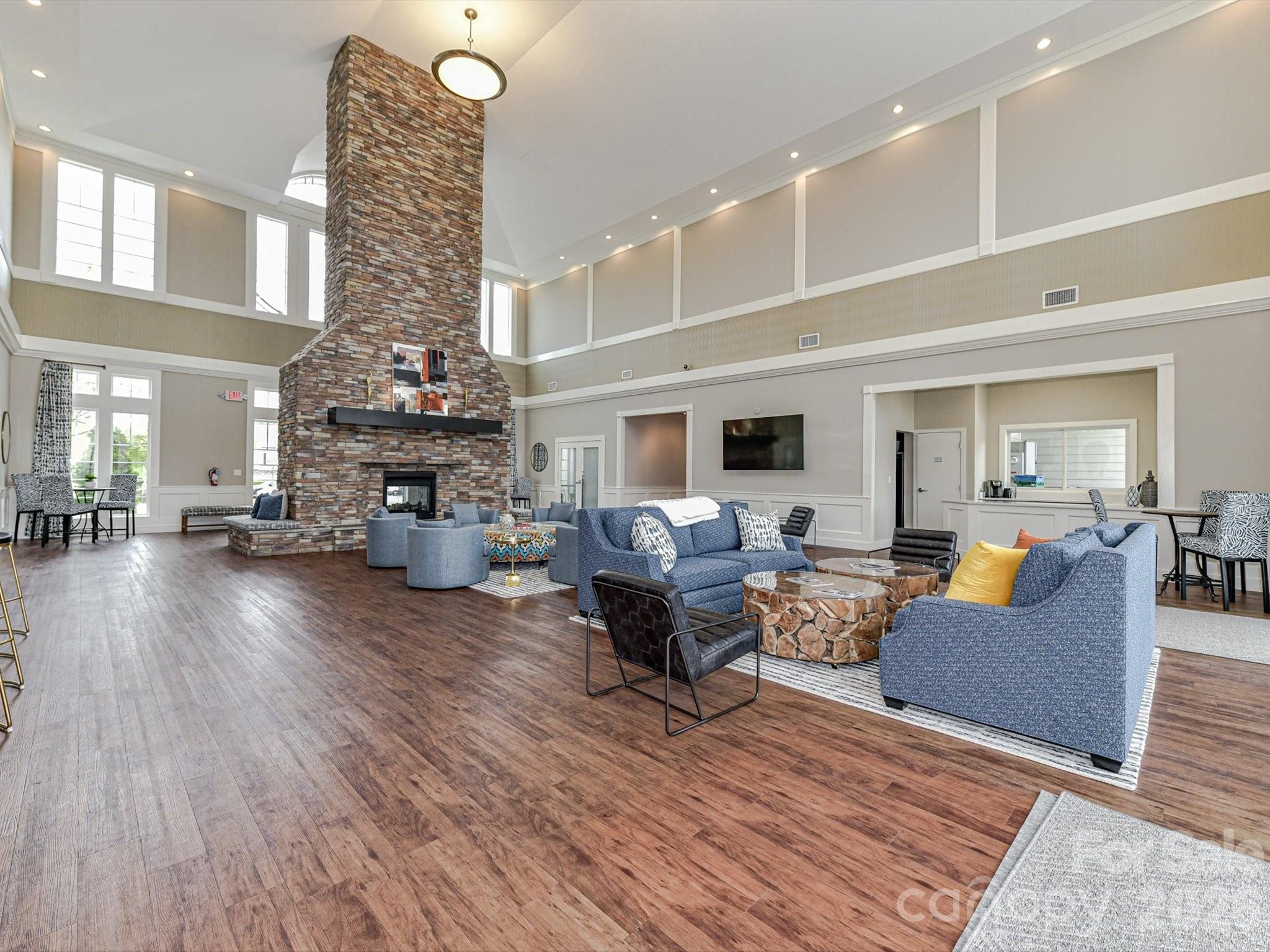 6017 Carrollton Lane — Charlotte