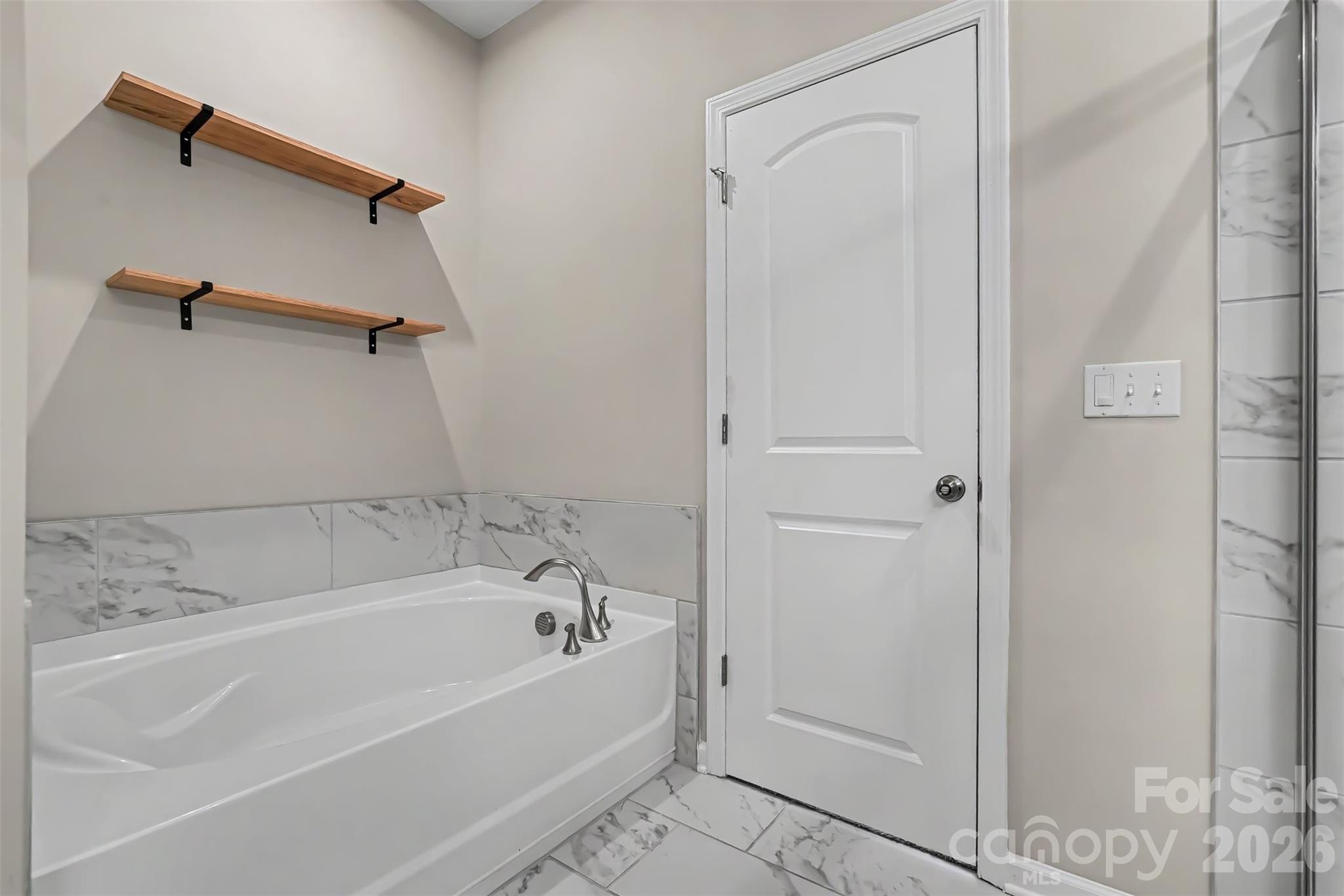 5622 De Vere Drive — Indian Land