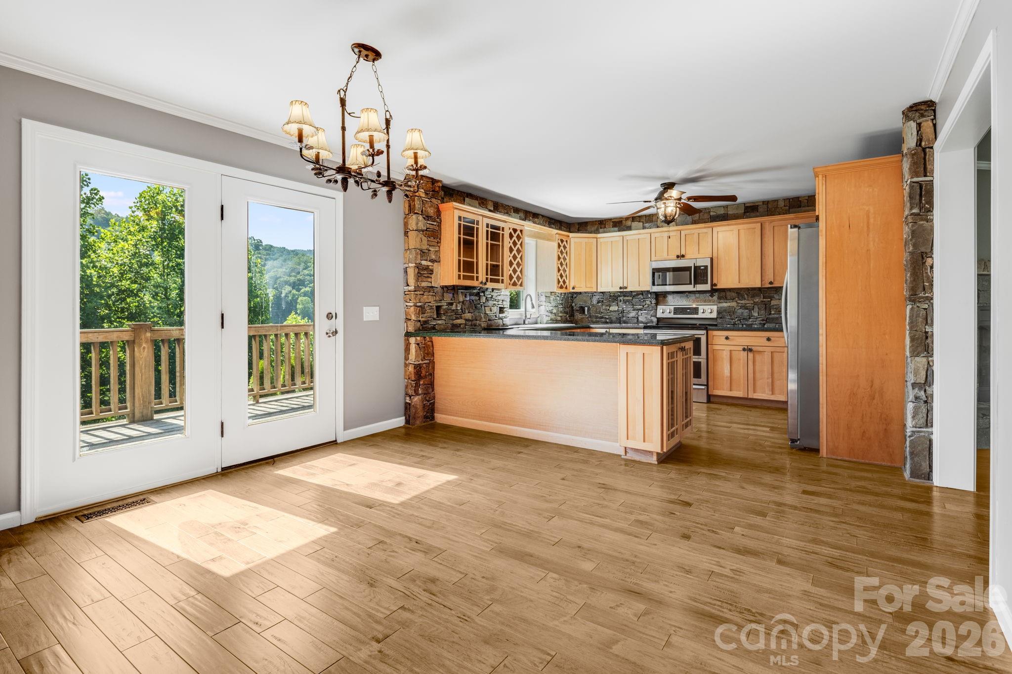 88 Mayflower Court — Waynesville