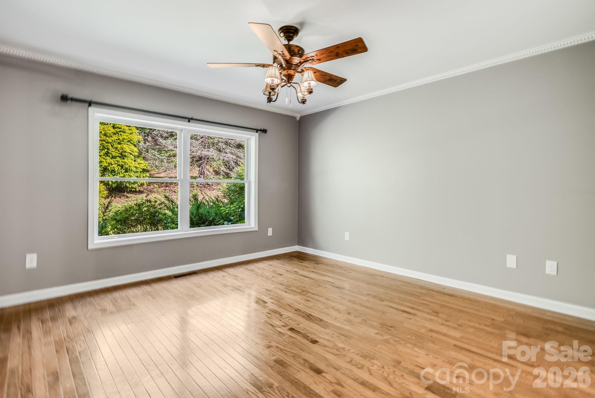 88 Mayflower Court — Waynesville