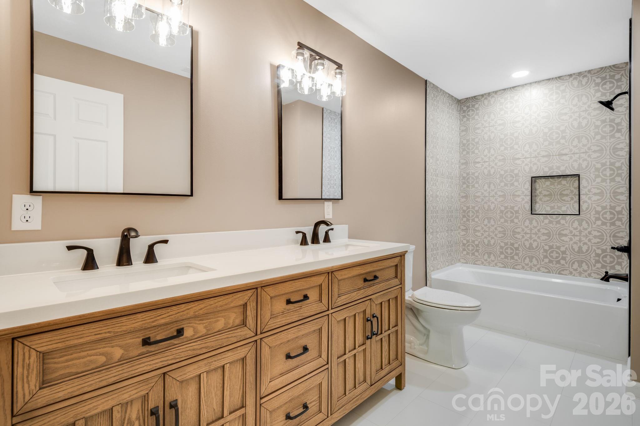 88 Mayflower Court — Waynesville