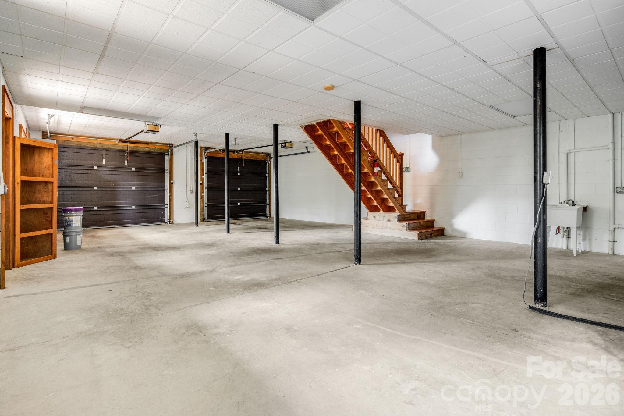 88 Mayflower Court — Waynesville