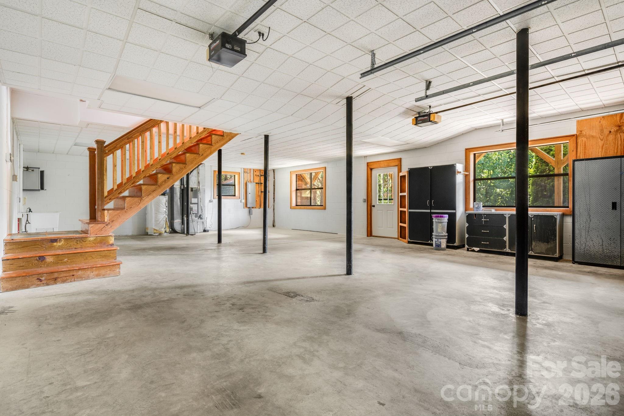 88 Mayflower Court — Waynesville