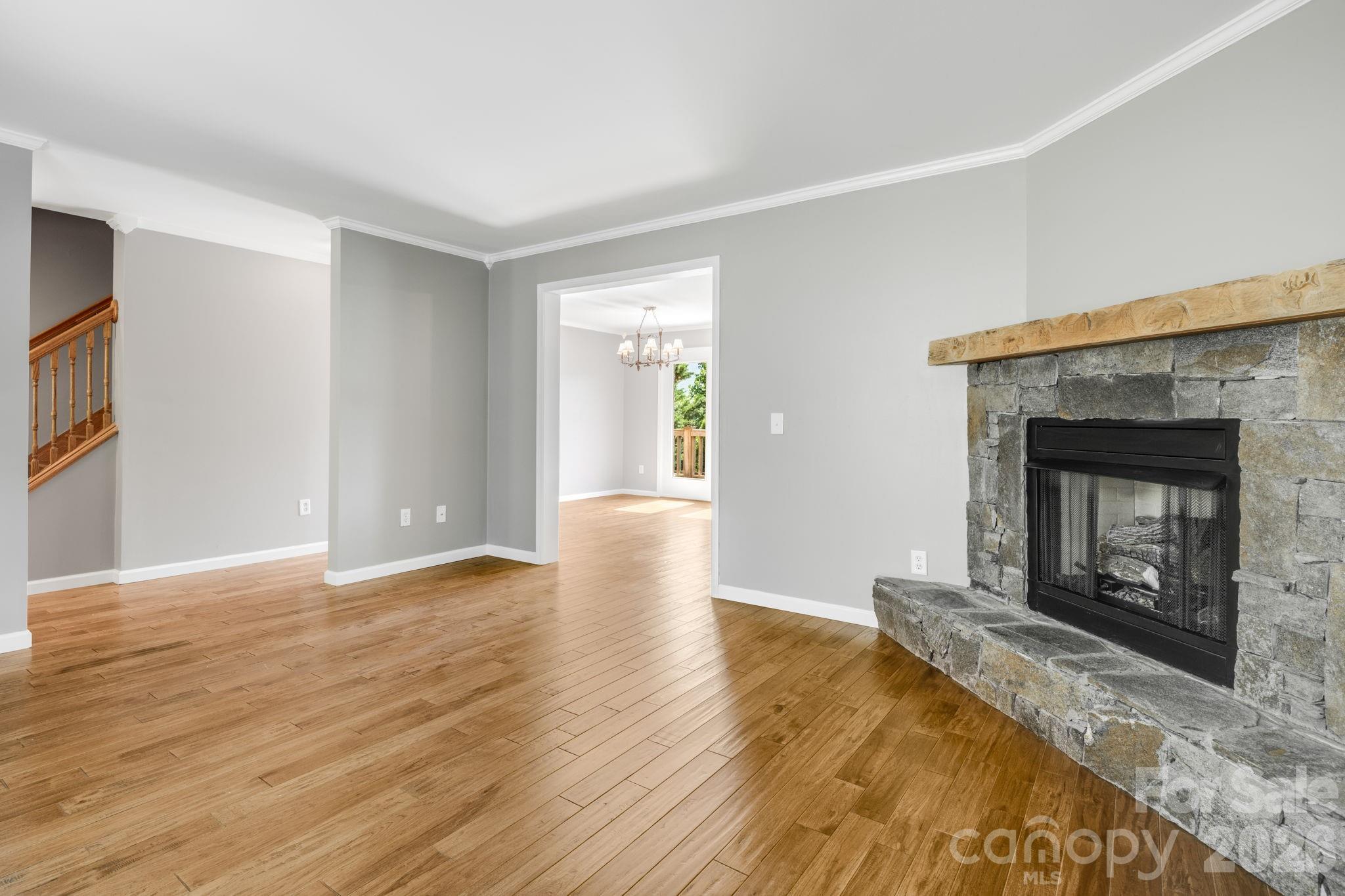 88 Mayflower Court — Waynesville