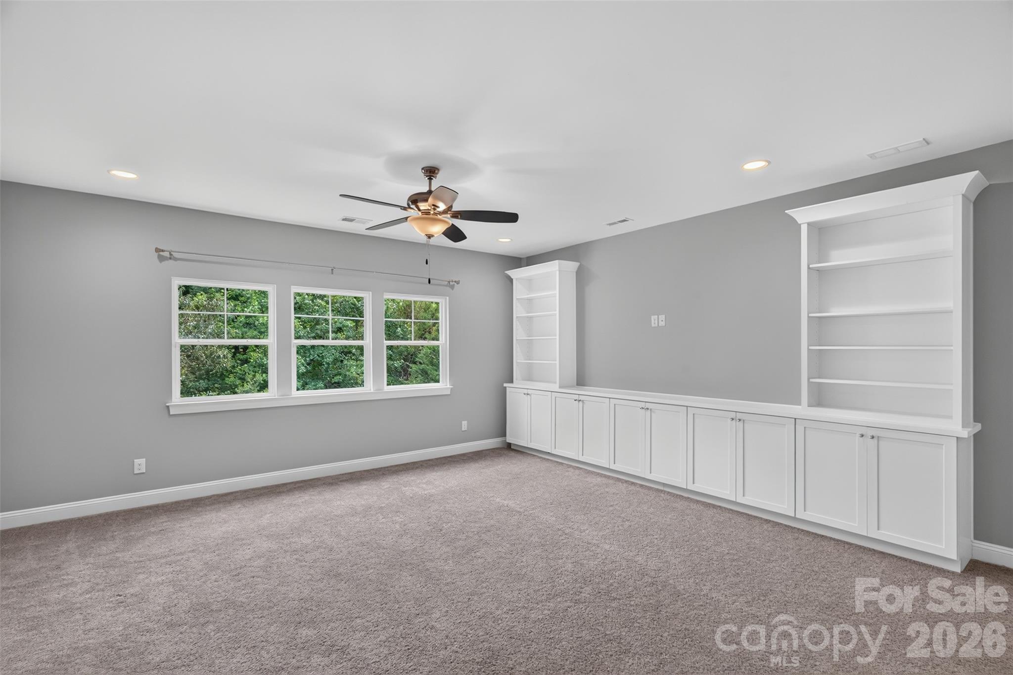 9815 Avenal Lane — Charlotte