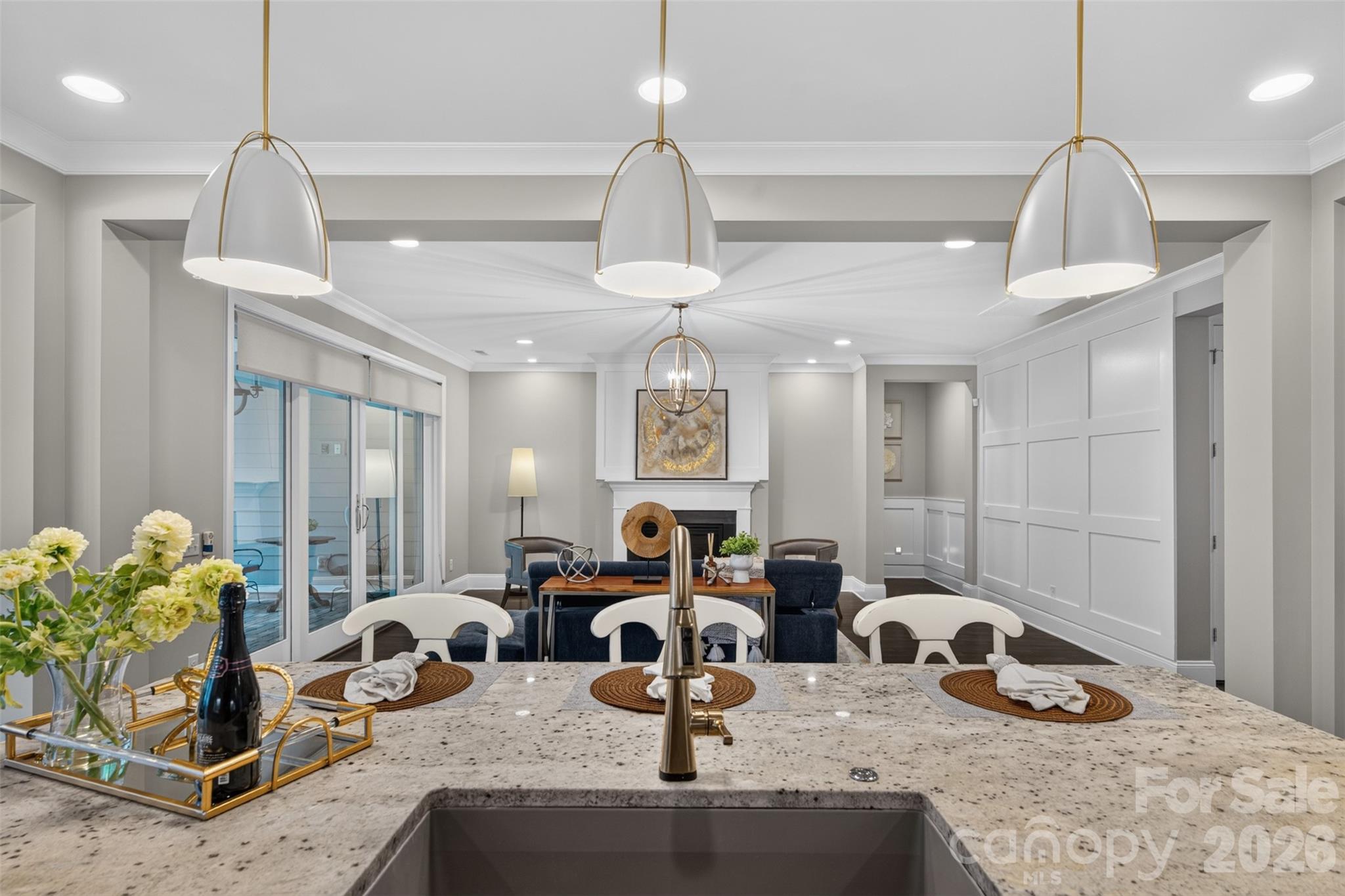 9815 Avenal Lane — Charlotte