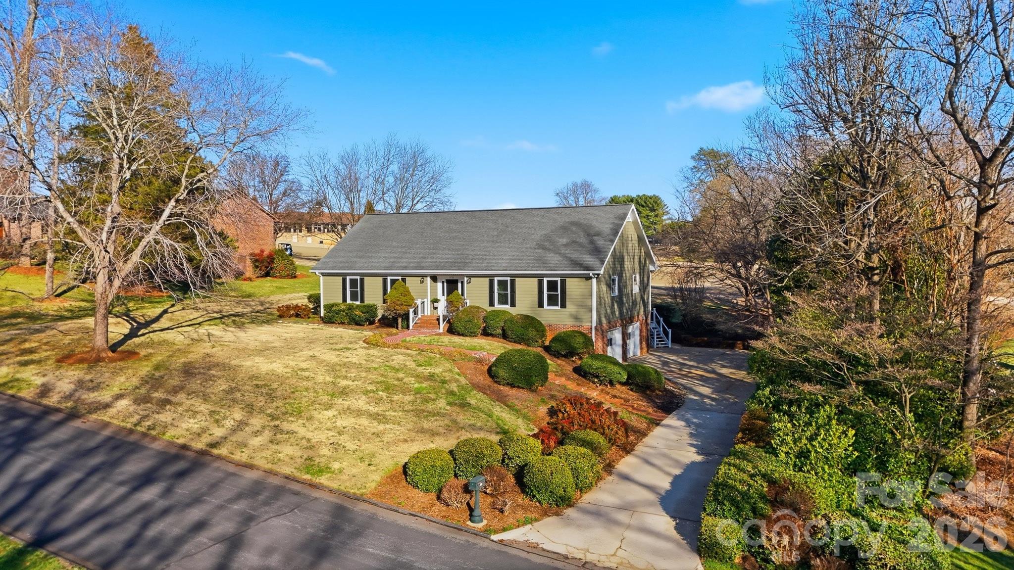 3718 Club House Drive NE — Conover