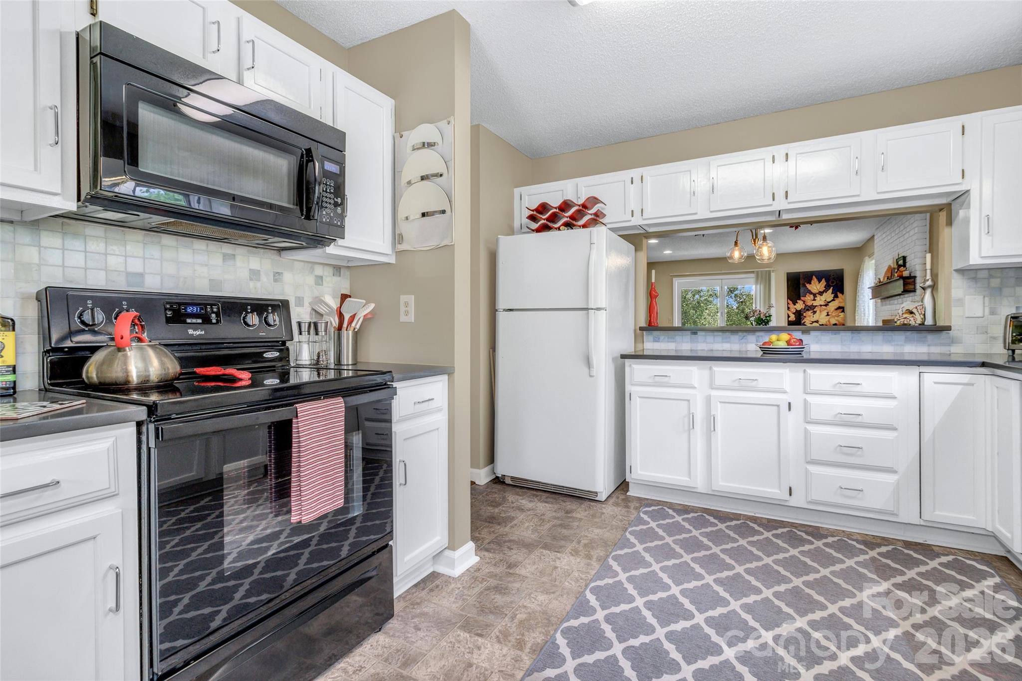 117 Pebble Creek Drive — Asheville