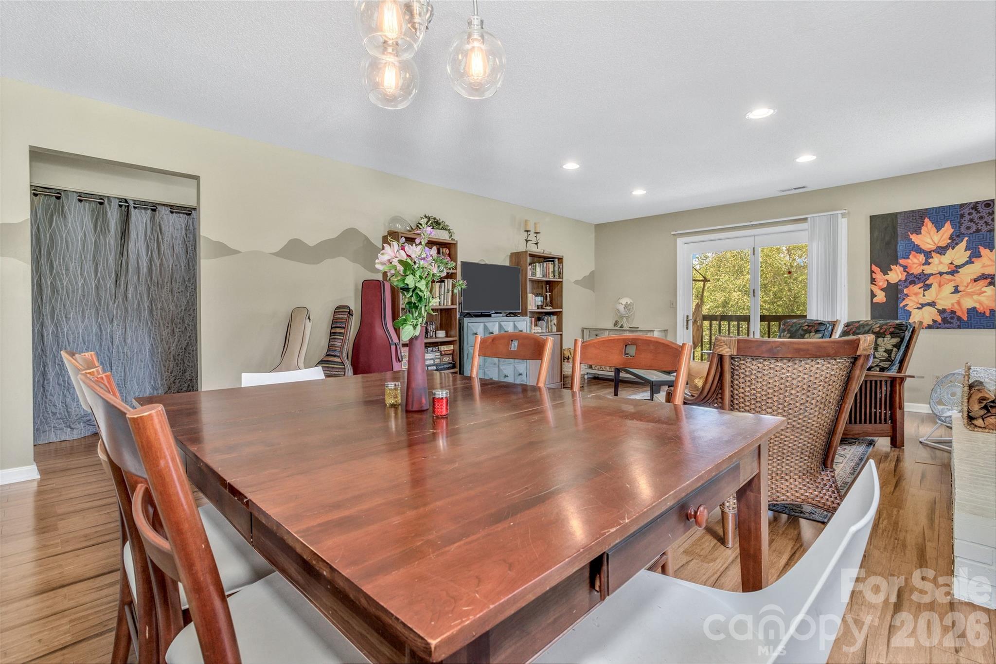 117 Pebble Creek Drive — Asheville