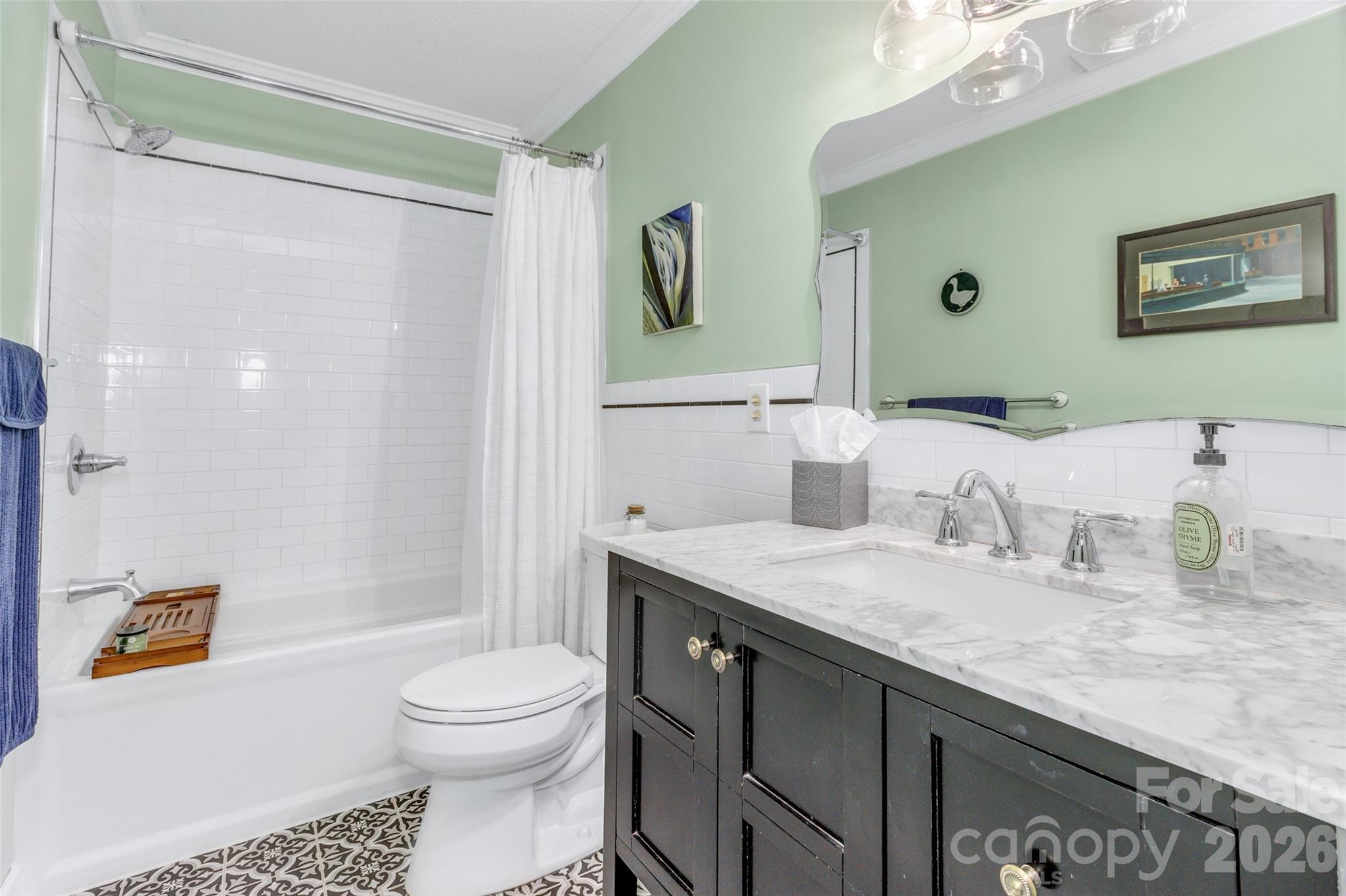 117 Pebble Creek Drive — Asheville